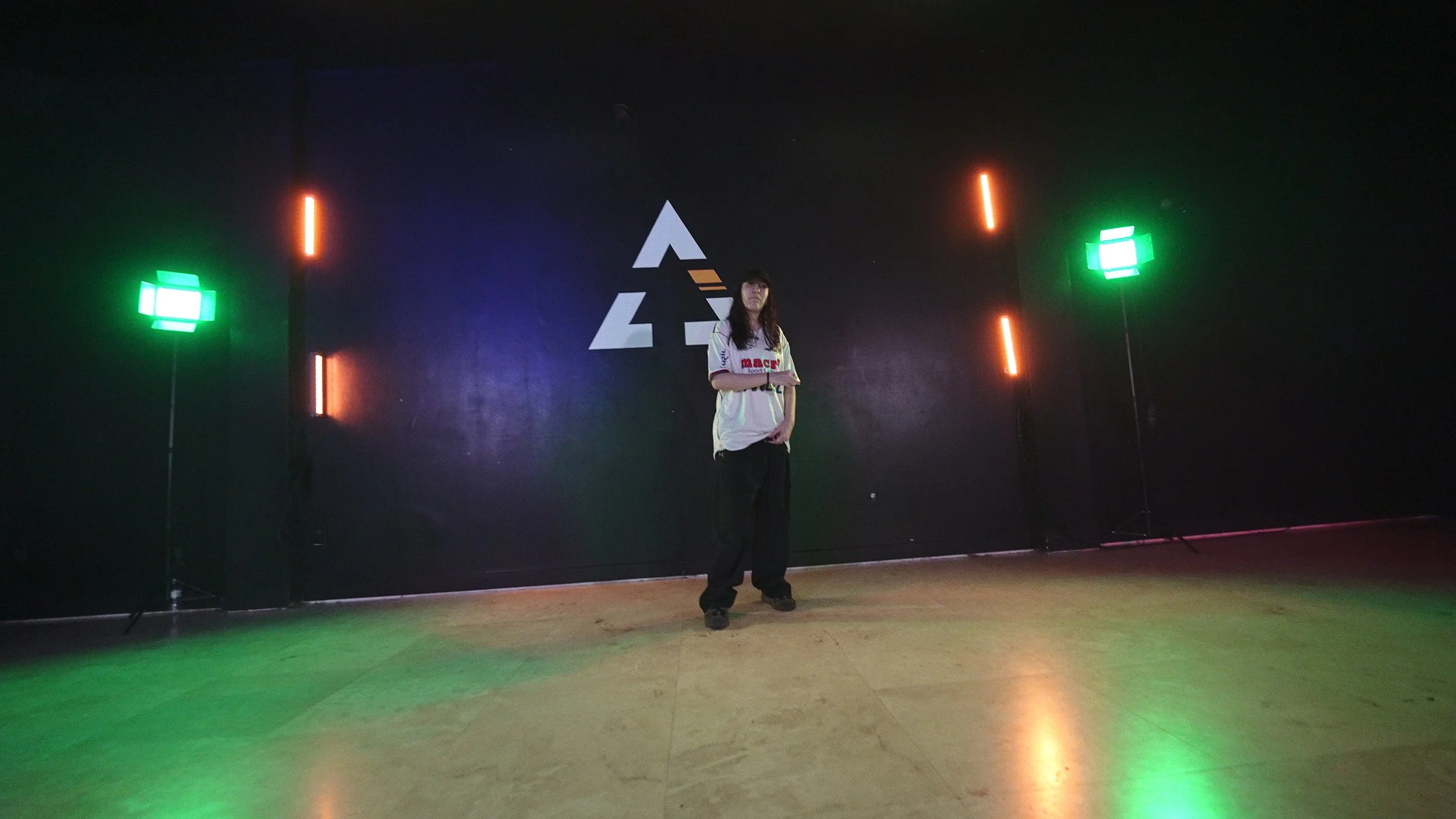 26.03.25 - Group 11 - Bee - Lost - Cambio