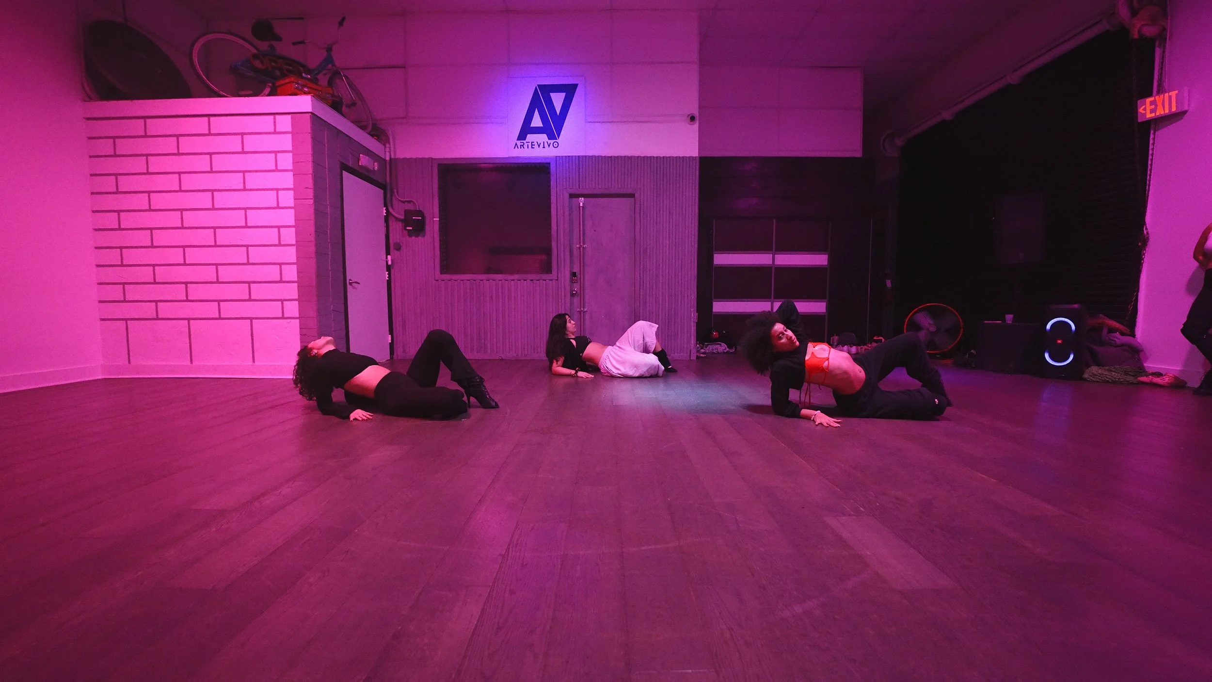 26.04.10 - Group 2 - Gabrielle - Searching - Artevivo (Round 2)