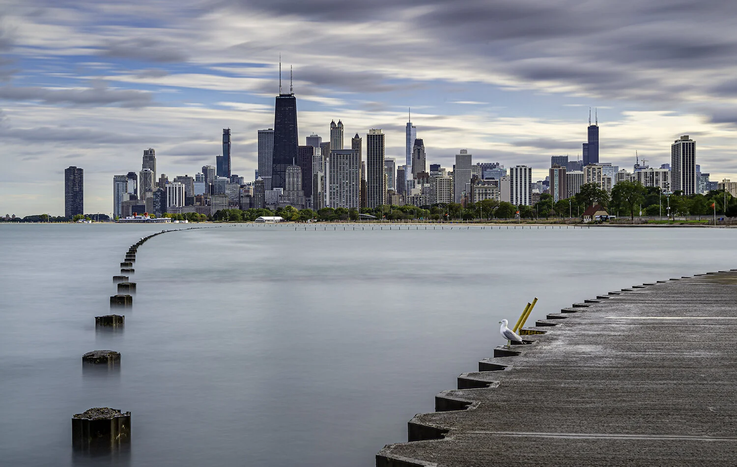 Chicago Skyline Day_HDR-1.jpg