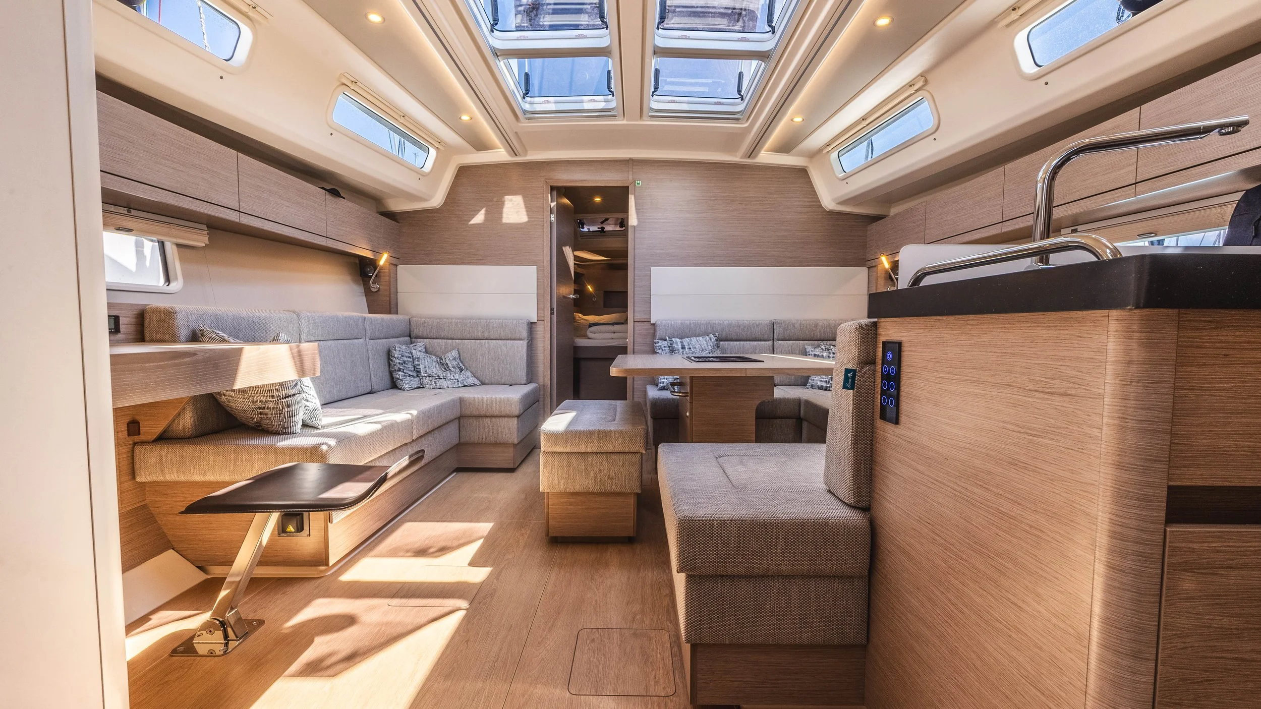 Luxury yacht cabin and salon photography in Greece. Specialized Ionian yacht photographer providing high-quality interior visuals for boat brokers and charter companies in Lefkas.
