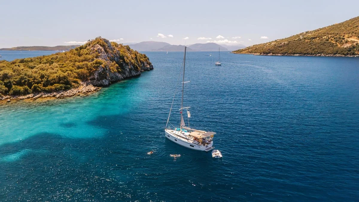 Bavaria C38 Gibby Bay-2 marine-photography-lefkada.jpg