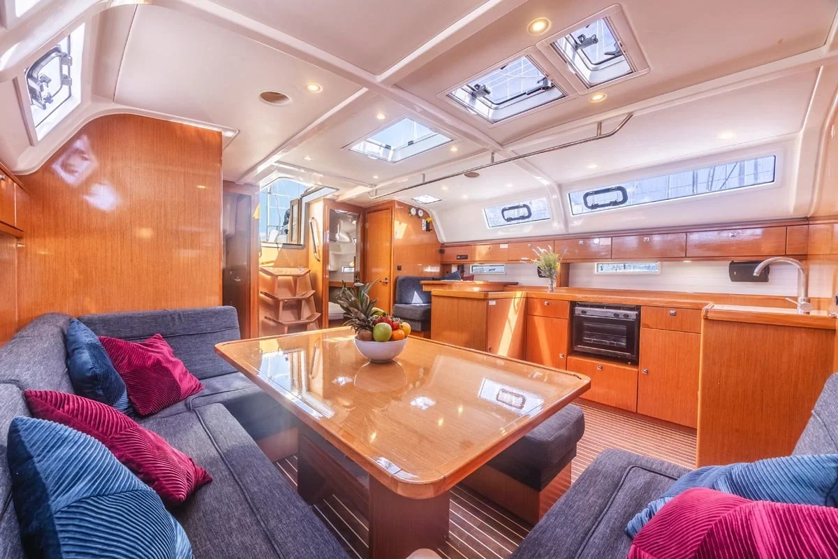 Bavaria 51 Vivi-marine-photography-lefkada Interior.jpg