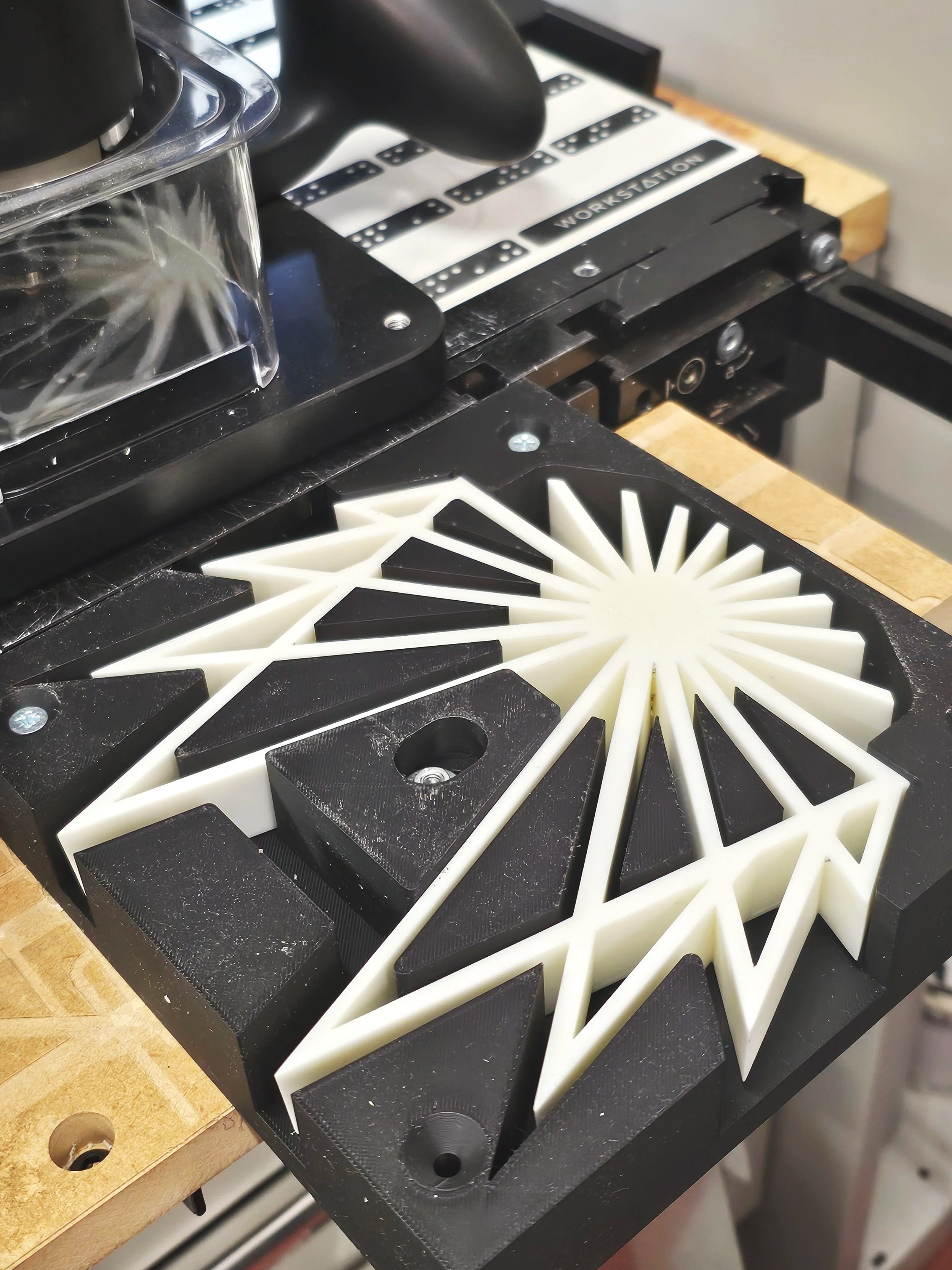 3D gedruckte Halterung zum Befräsen eines Bauteils