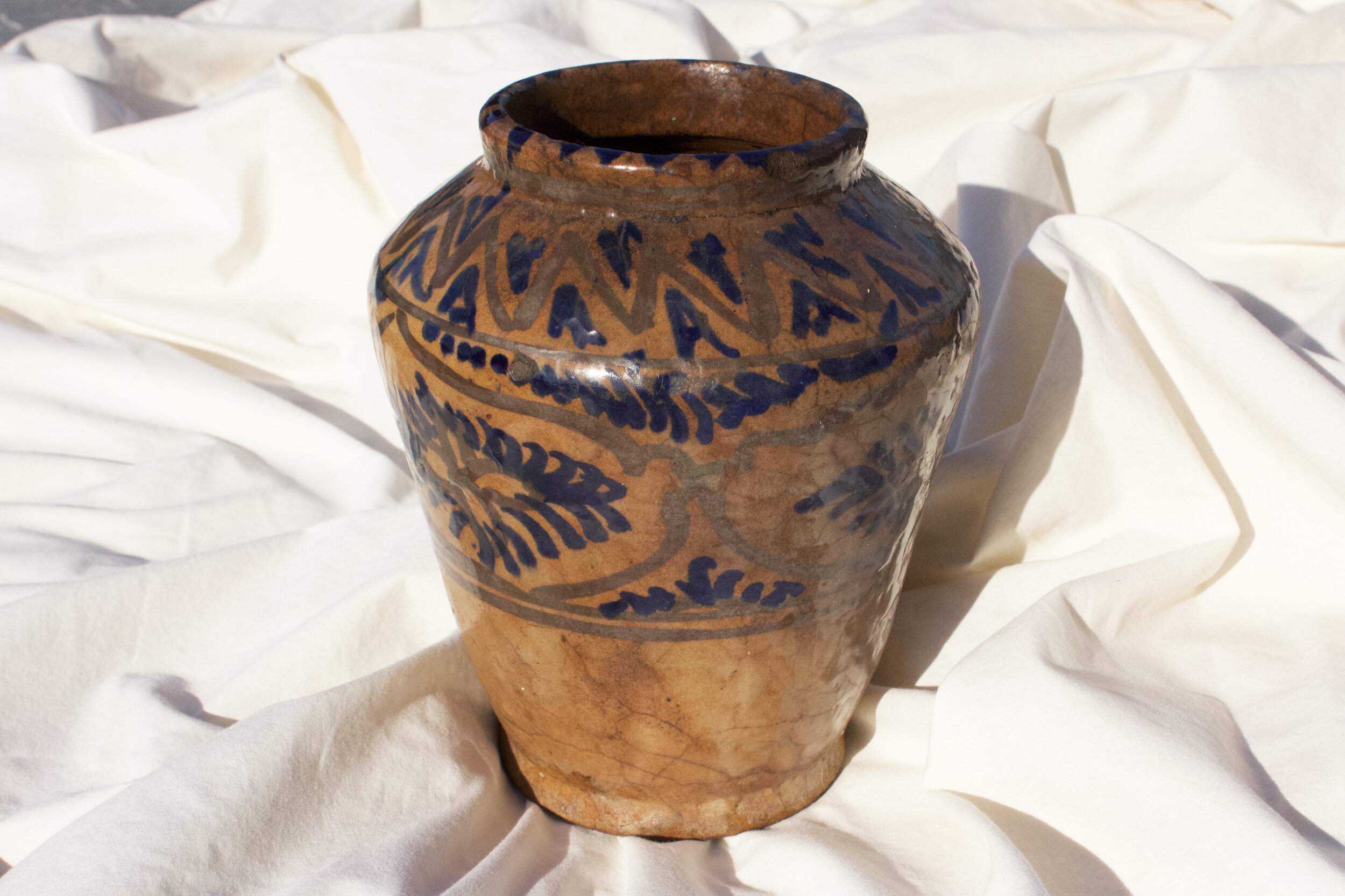 web-4-german-vase-blue-designs-glazed.jpg