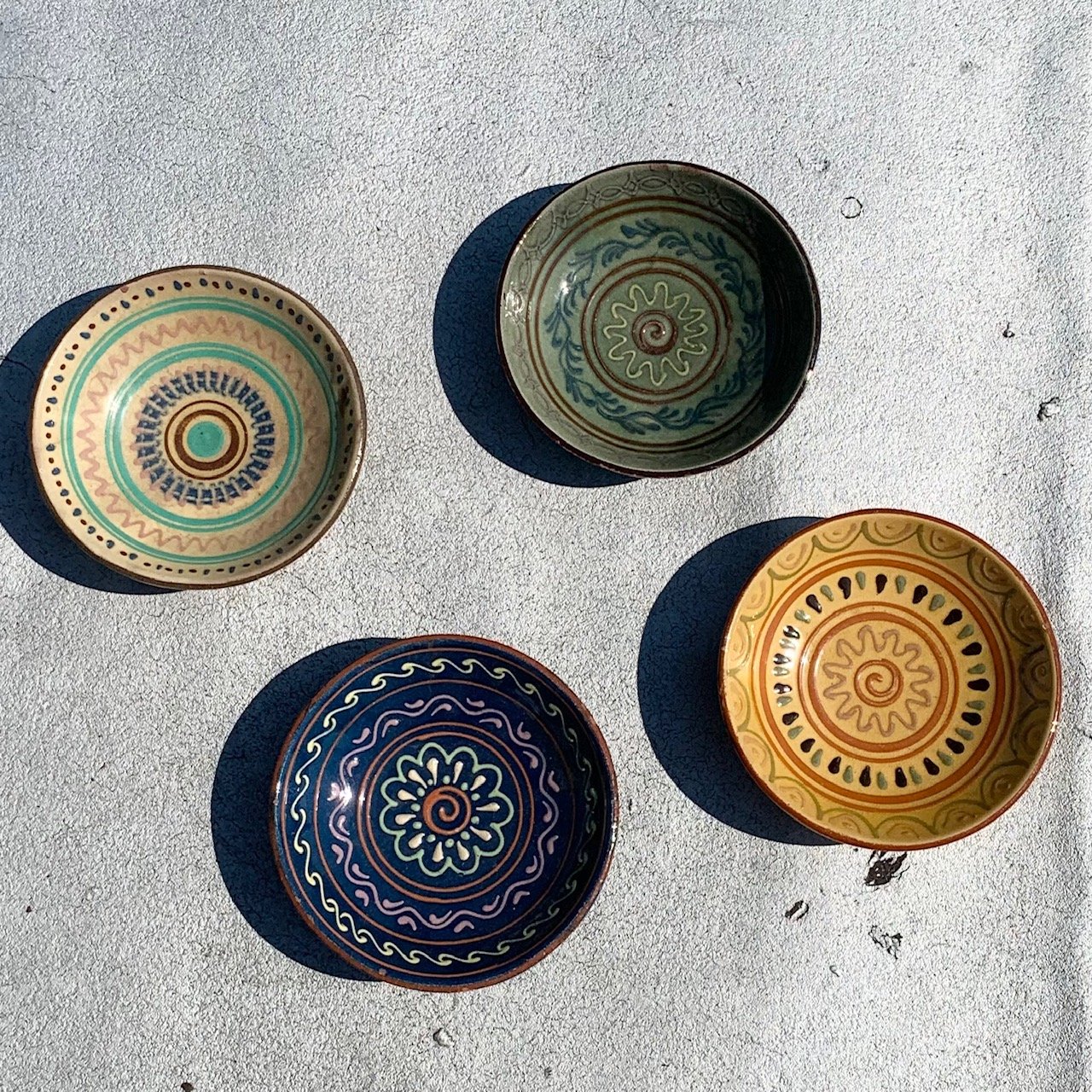 Set of 4 eastern European bowls