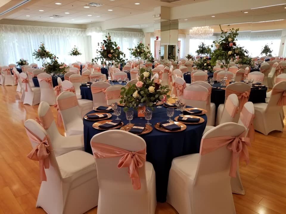 pink-and-blue-wedding-decor.jpg