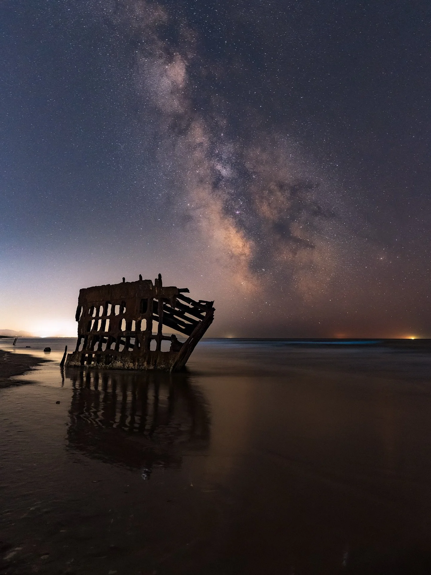 The Peter Iredale with the Milky Way!
.
.
.
#oregonisbeautiful #cascadiaexplored #oregoncoast #1859oregon #traveloregon #traveloregoncoast #peteriredale #shipwreck #milkyway #astrophotography #moodycaptures #epic_captures #thegreat_pnw #ig_shotz