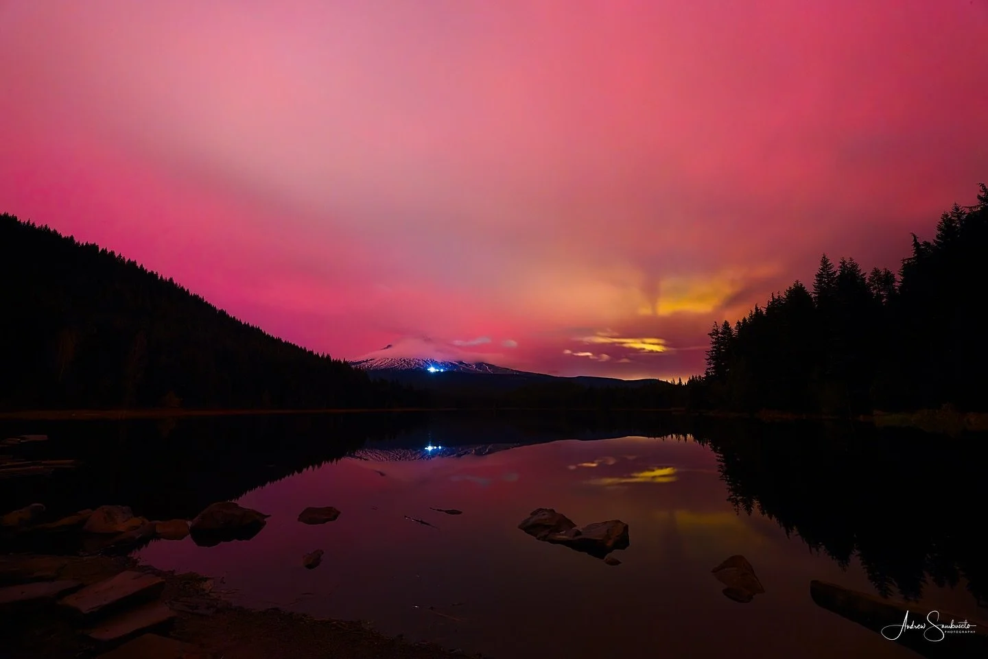 The clouds didn&rsquo;t stop us from chasing the Aurora last night!  The Aurora still managed to peek through. 
.
.
.
#oregonisbeautiful #cascadiaexplored #oregon #aurora #auroraborealis #northernlights #1859oregon #nightsky #mthoodterritory #nikon #