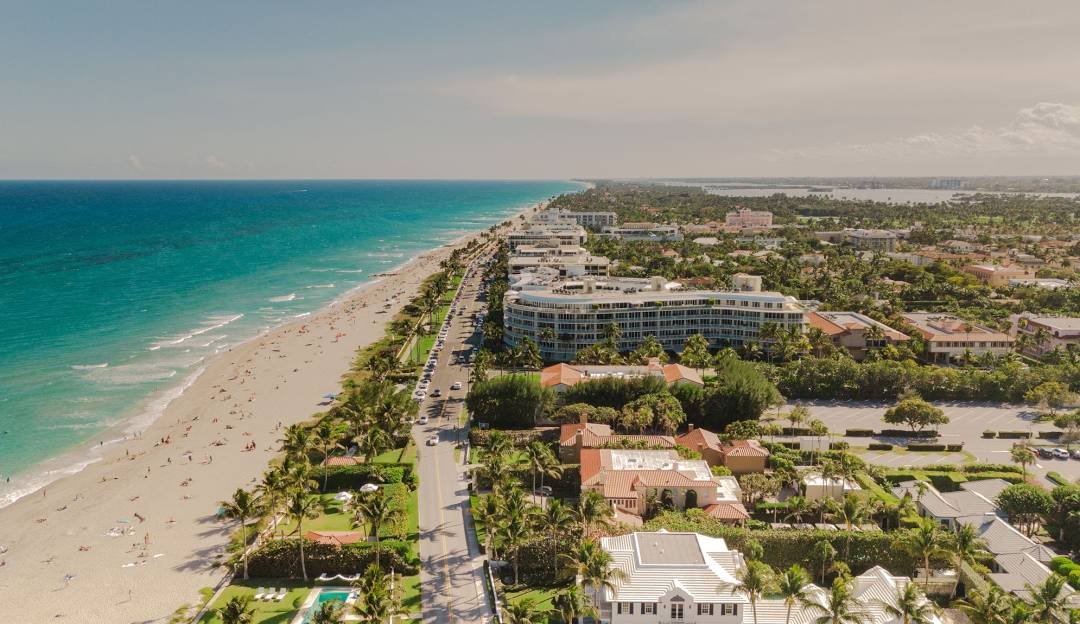 Four Seasons Hotel in Palm Beach, Florida