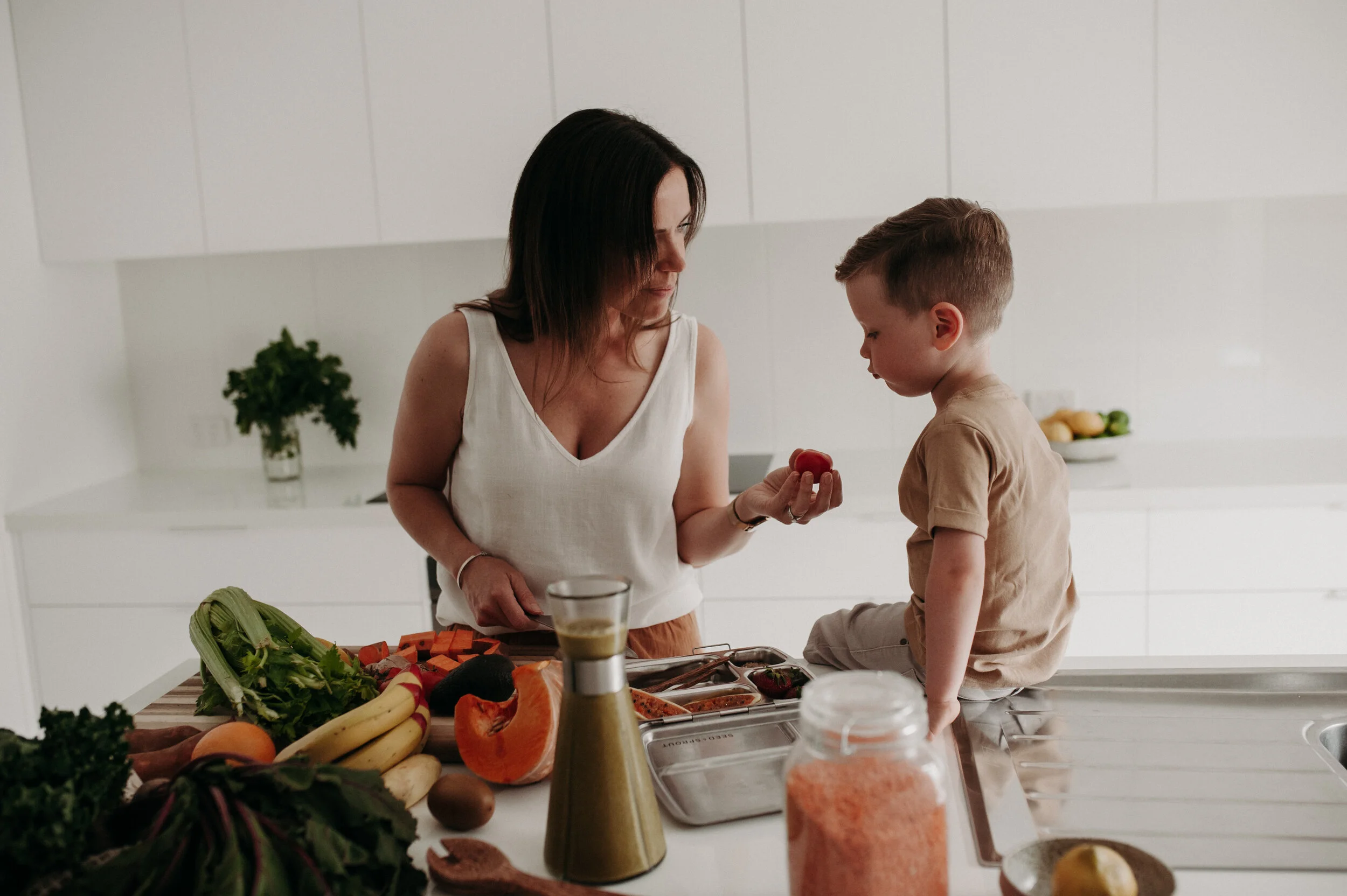 7 Tips to help with digestion after a meal and acid reflux