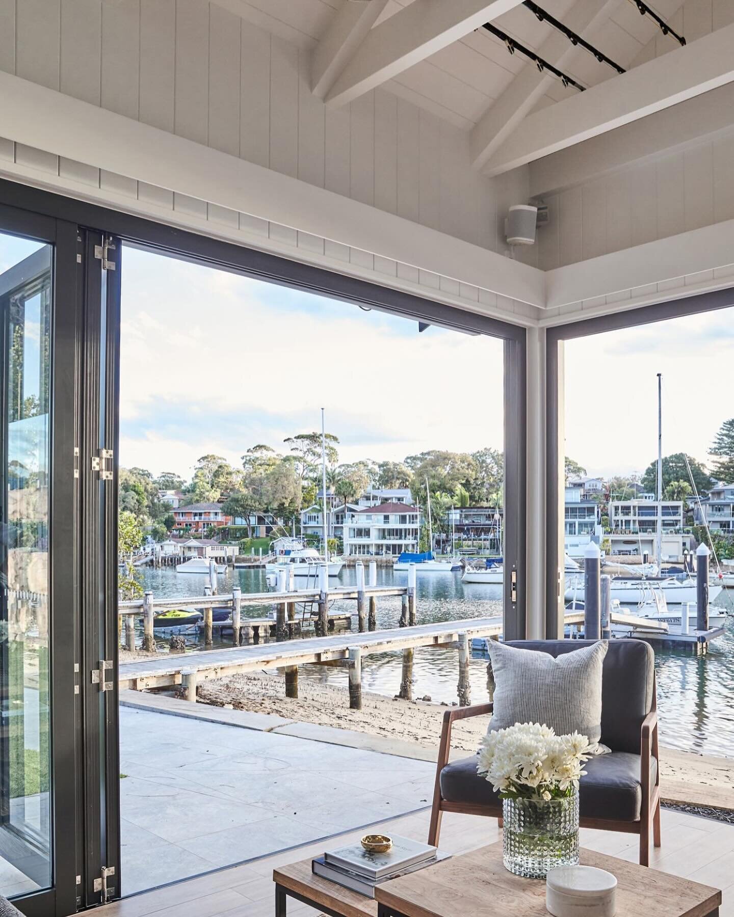 Waterfront living at its best!! This cosy boathouse is not only functional with room for storing those all important fishing rods in the rafters but is also a place to kick back and enjoy the views with friends or just watch the world go by! The perf