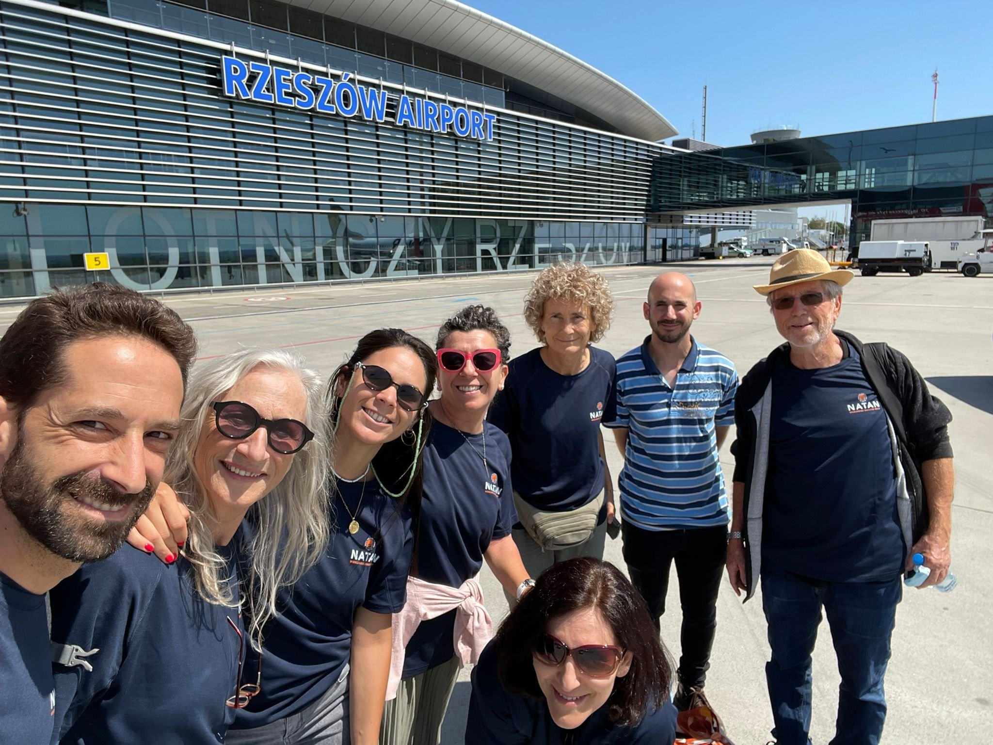 Seen here, left to right: MD Oren Scheffner, RN Sabina Liebman, RN Yarden Ifrah, Social Worker Shulamit Bar-Shay, RN Genia Sternberg, Social Worker Ronen Nazarov
Head of Mission Hezi Harpaz, Foreground: Social Worker Elena Rozen