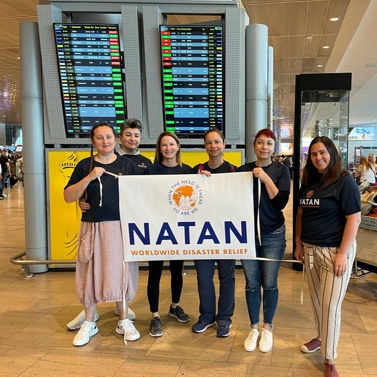 Team 10 departs for Poland - L-R: Soc.Worker Liudmila Gubariva, Soc.Worker Tatiana Gur, RN Gudrun Seligsohn, RN Revital Burshtein, Soc.Worker Olga Yardelevski, Soc.Worker Maayan Garber
