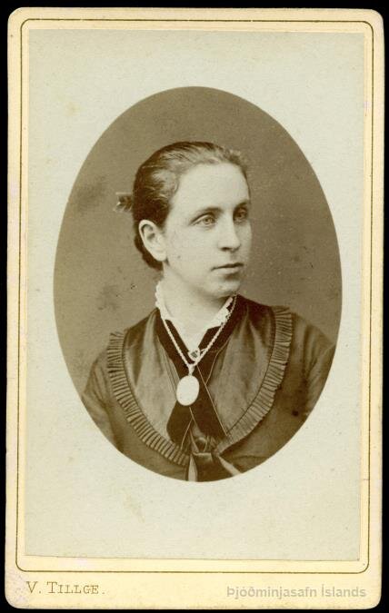 Marie Josephine Angelique Kruger, Niels' wife.