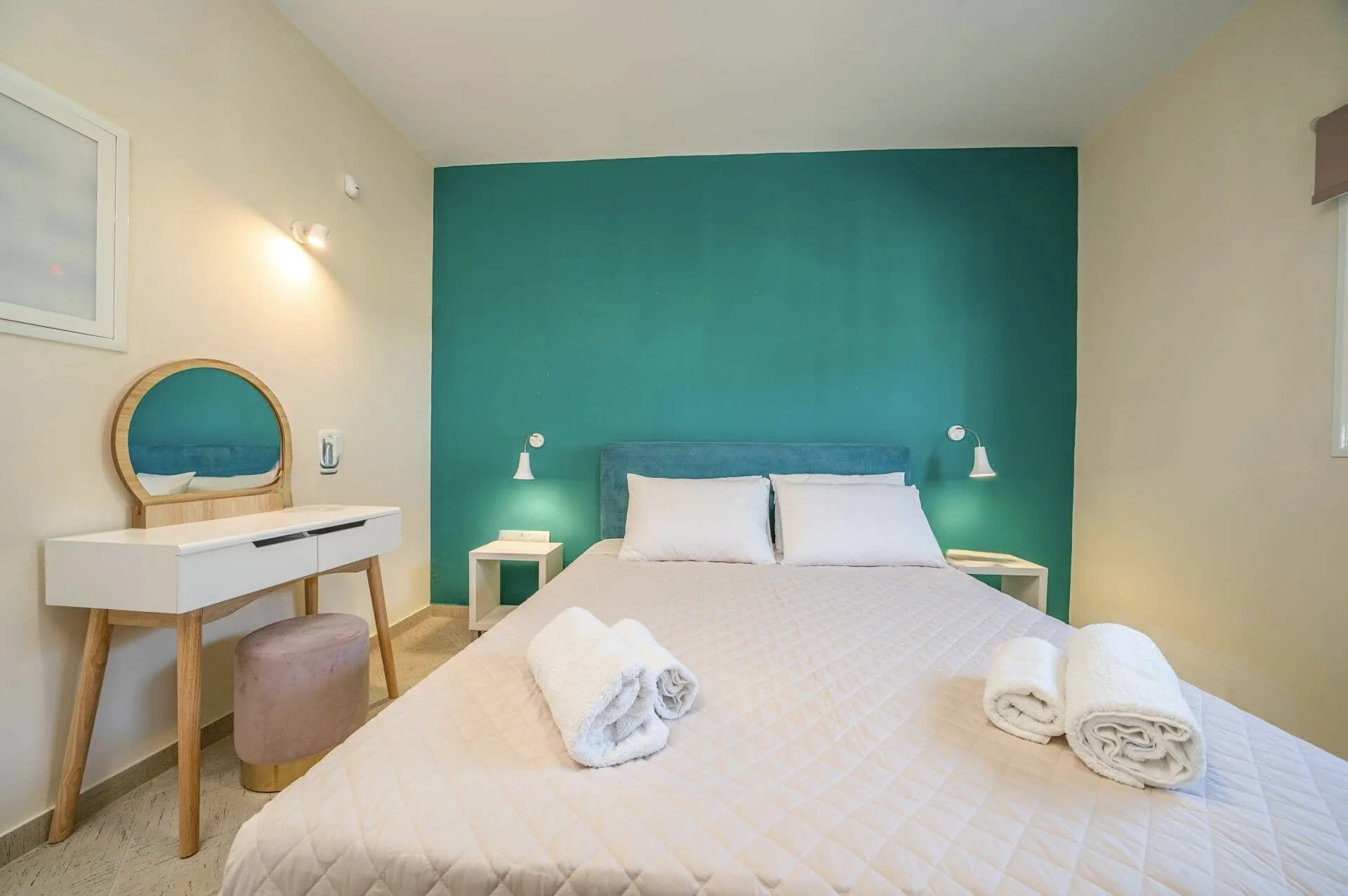 Villa Roz bedroom in Kefalonia