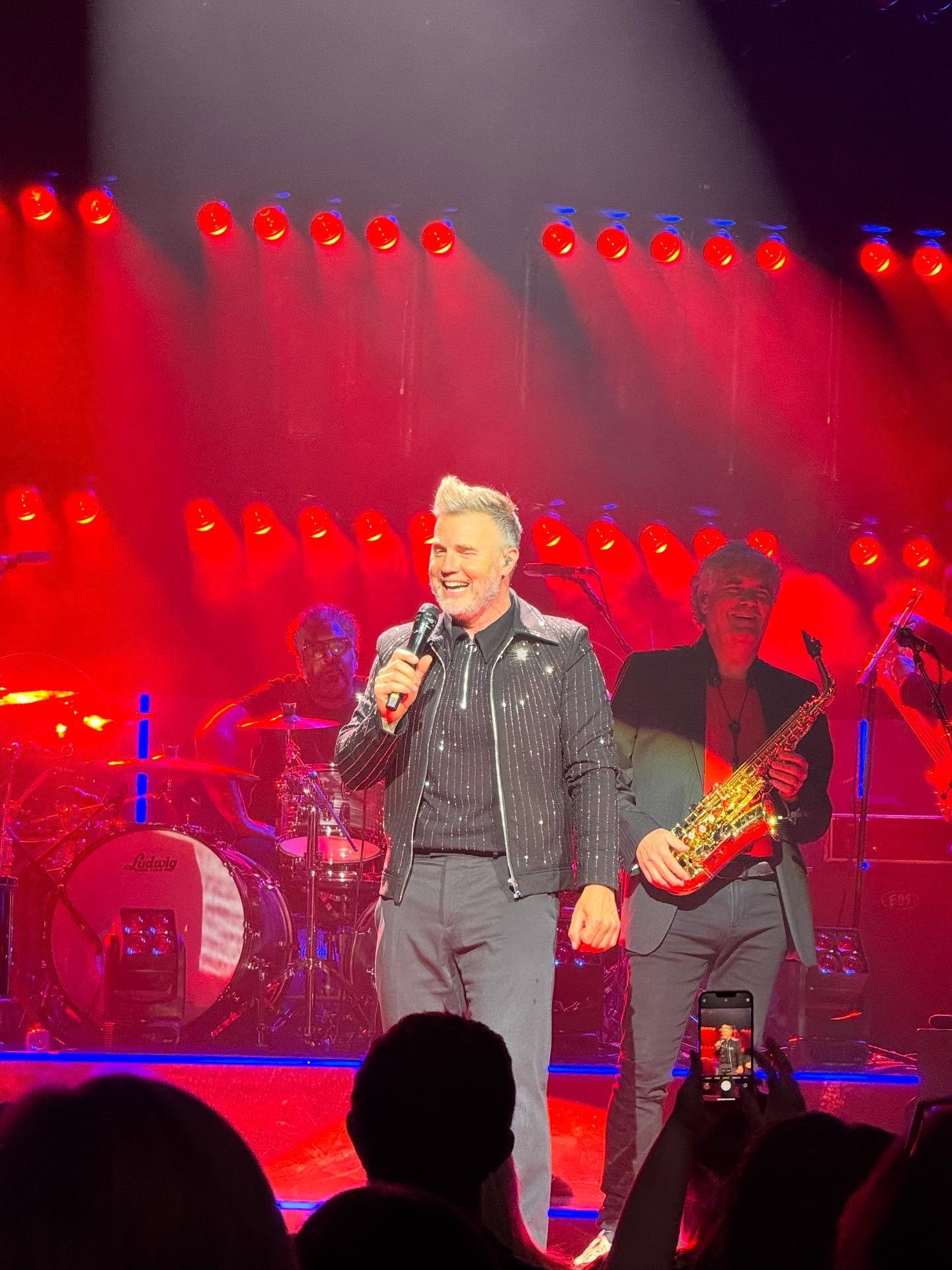 Gary Barlow - awesome, as always ⫩ 🤩 @officialgarybarlow #garybarlow #takethat #thatter