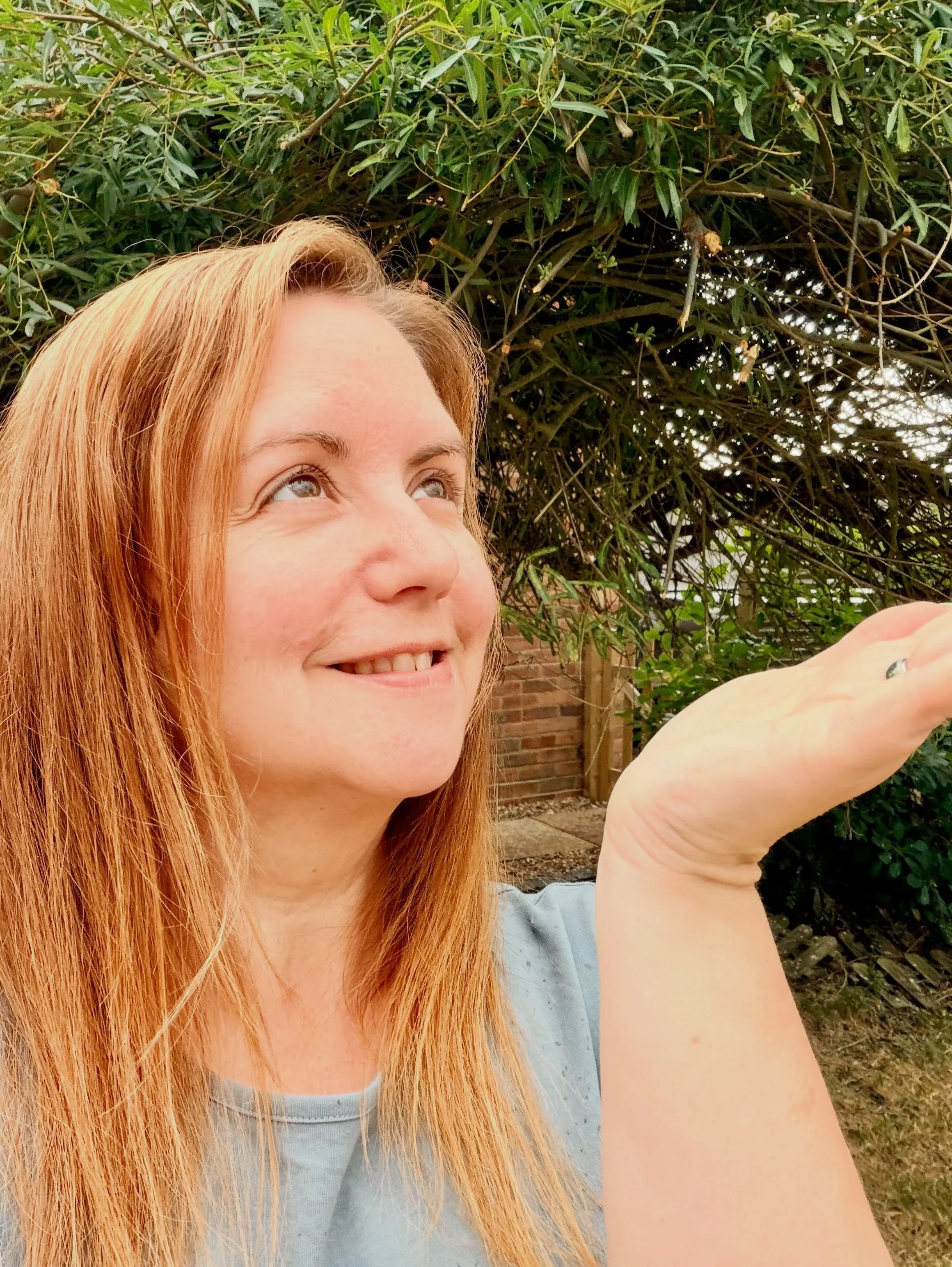 I love the rain 🌧️💚 I actually went outside and danced in it. The garden needed it, the wildlife needed it&hellip; and apparently, so did I 😂🌿 More please, sky. Lots more. 🌧️✨