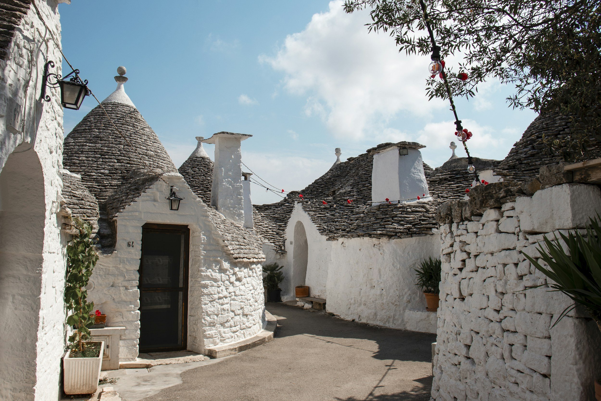Eén trullo, meerdere trulli.