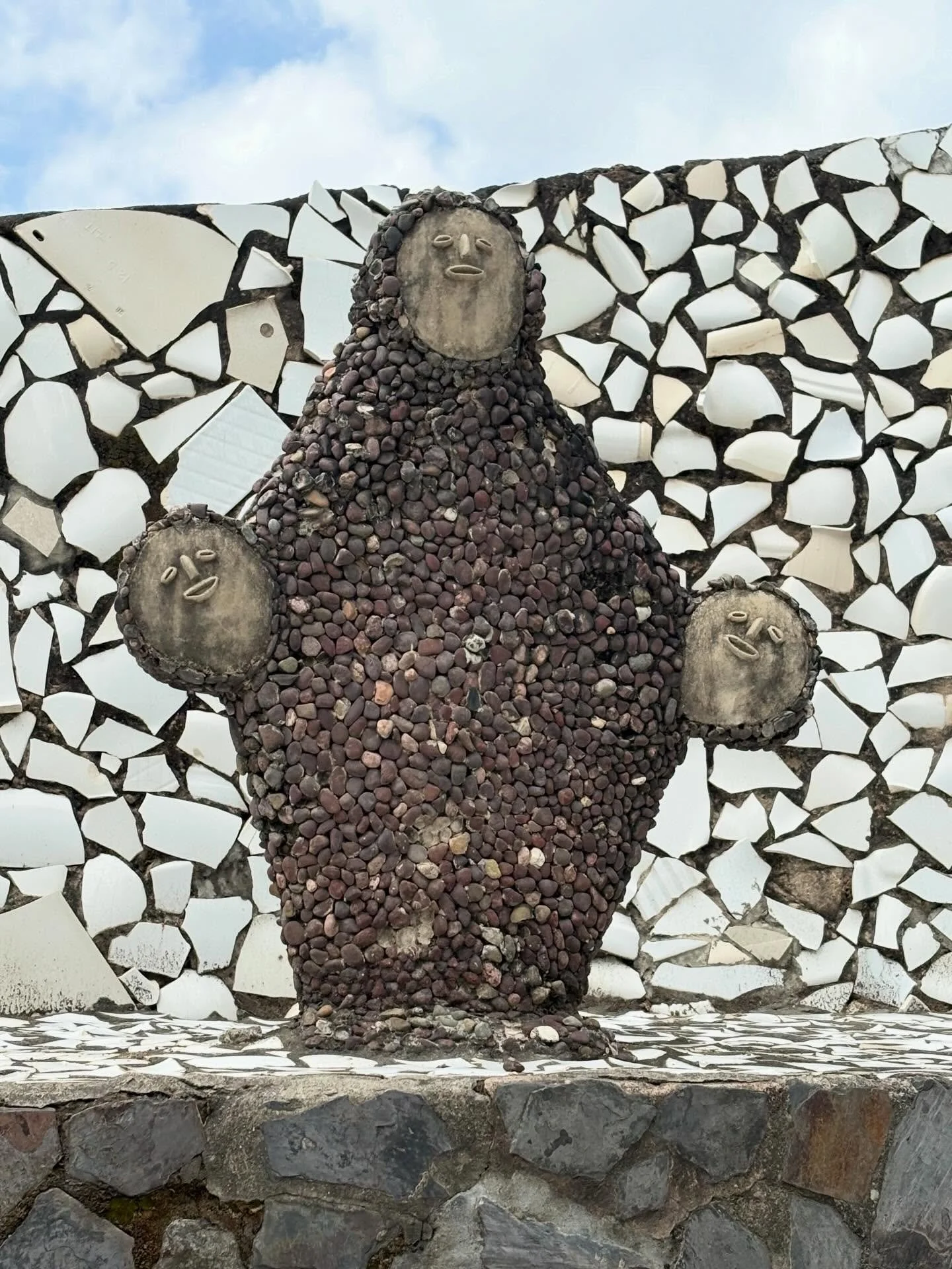 Nek Chand&rsquo;s Rock Garden ❤️

How many photos is too many photos to share? 😬

#nekchand #rockgarden #chandigarh