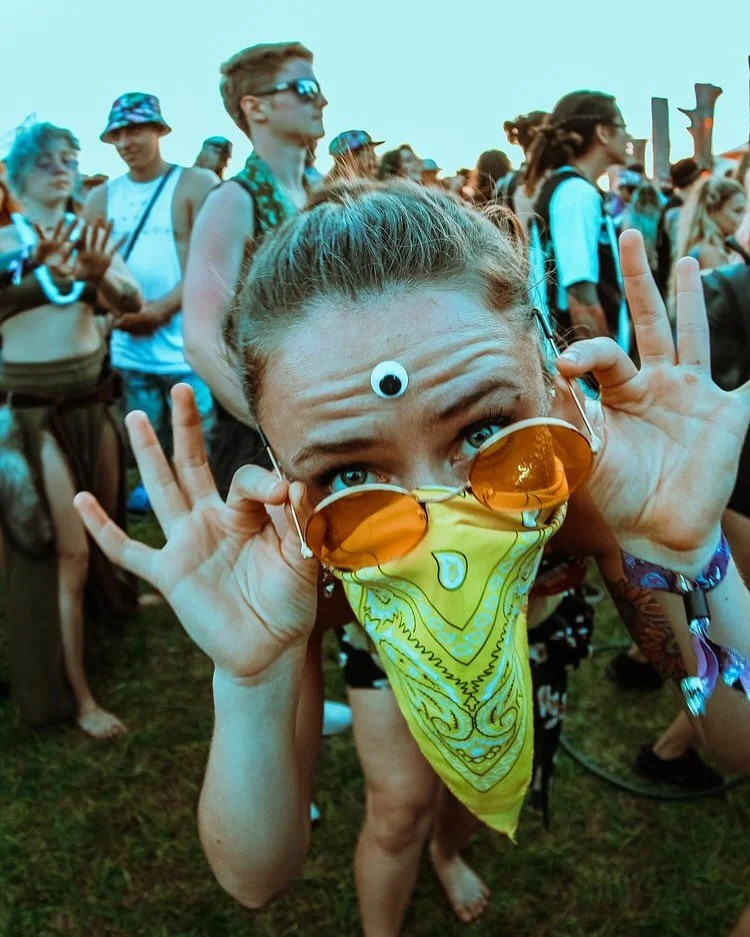 Who&rsquo;s excited for festival season? 🕺🏽🪩🤲🏽 even though some of our favorite festivals have already announced that they won&rsquo;t be returning in 2025 💔 the music never stops, and I can&rsquo;t wait to be in the mix again 

Manifesting mor