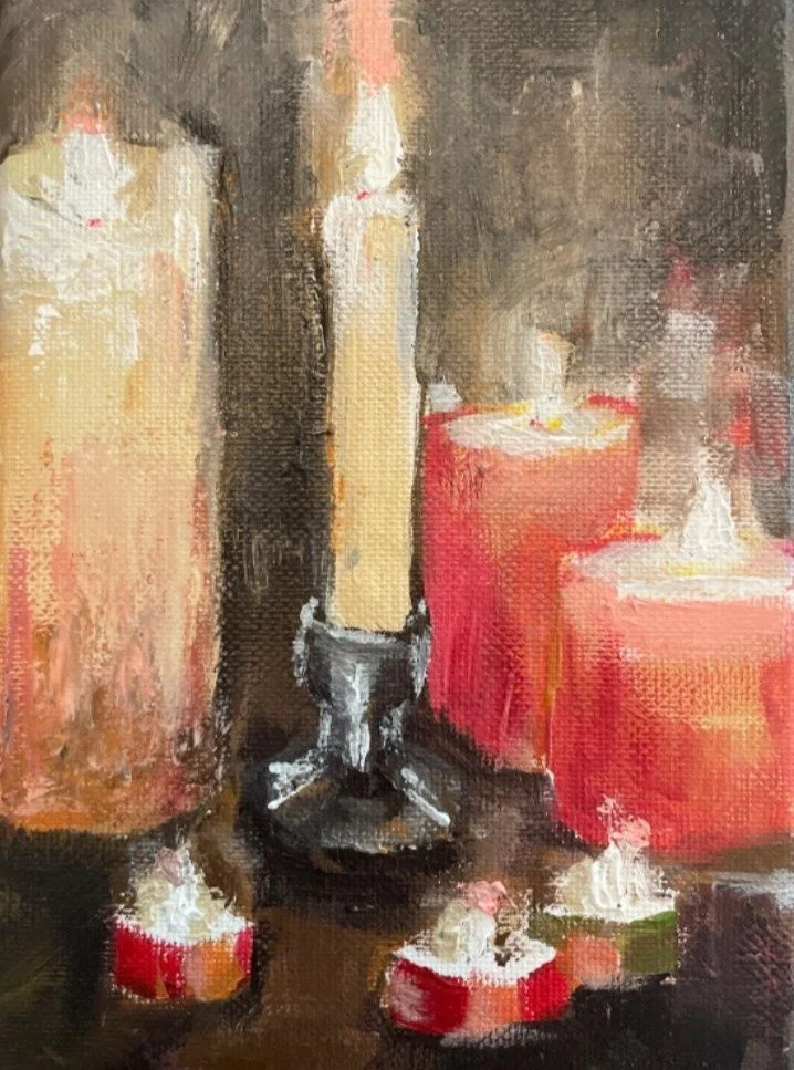 Reese&rsquo;s oil study of clustered candles captures their glow through loose, energetic brushtrokes. The composition creates interest especially with the candles that go beyond the frame and the circular pattern of flames. Great work, Reese!

Coach