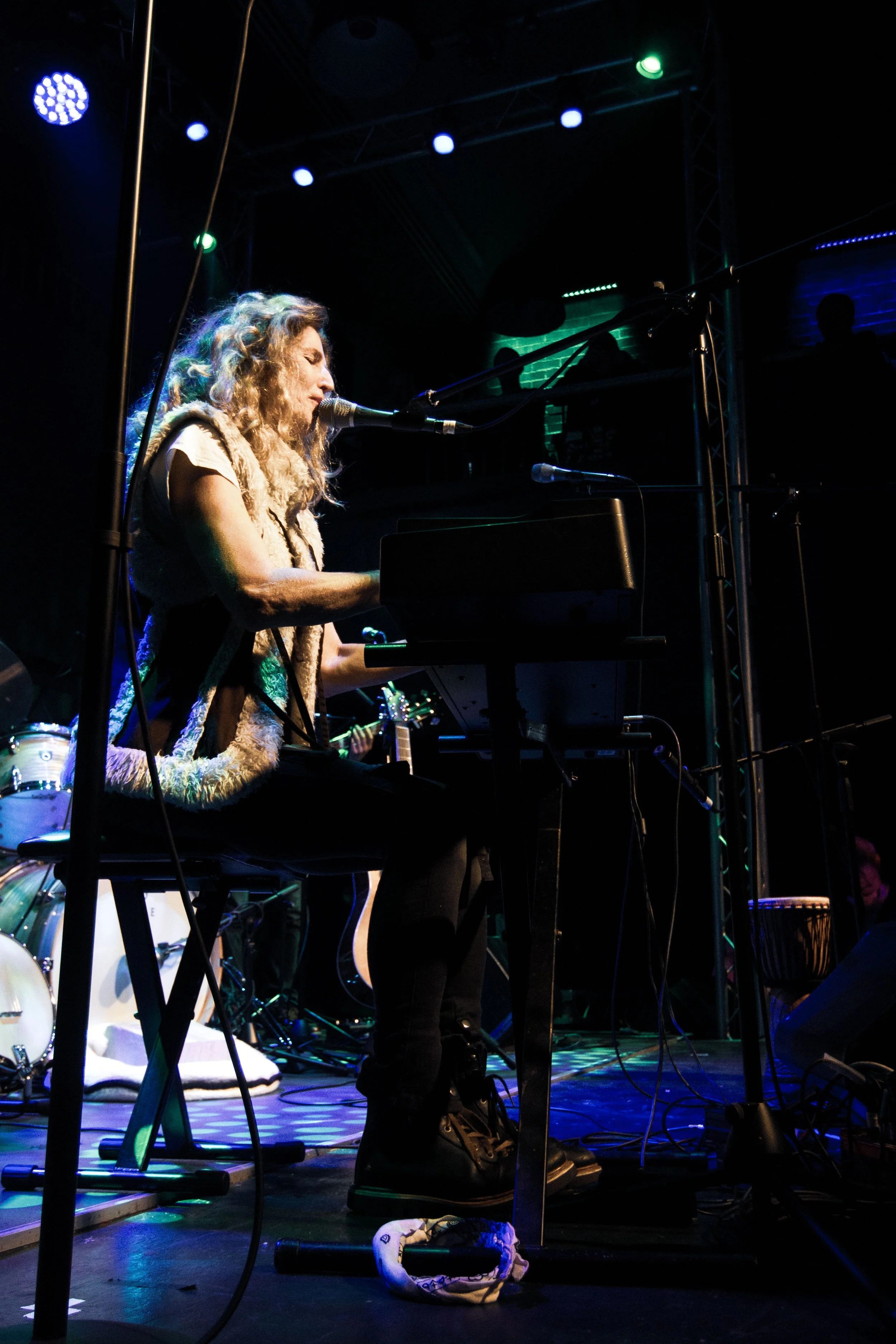 Sophie B Hawkins - London 2023-25.jpg