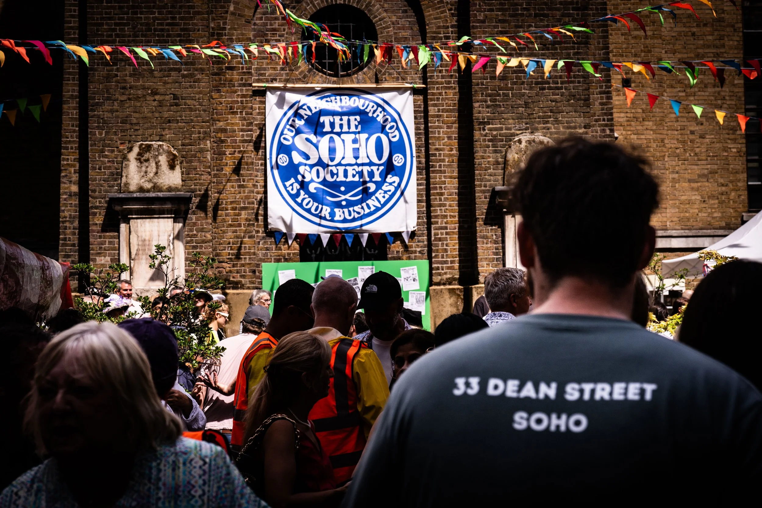 Doppo Soho - Soho Waiter's Race