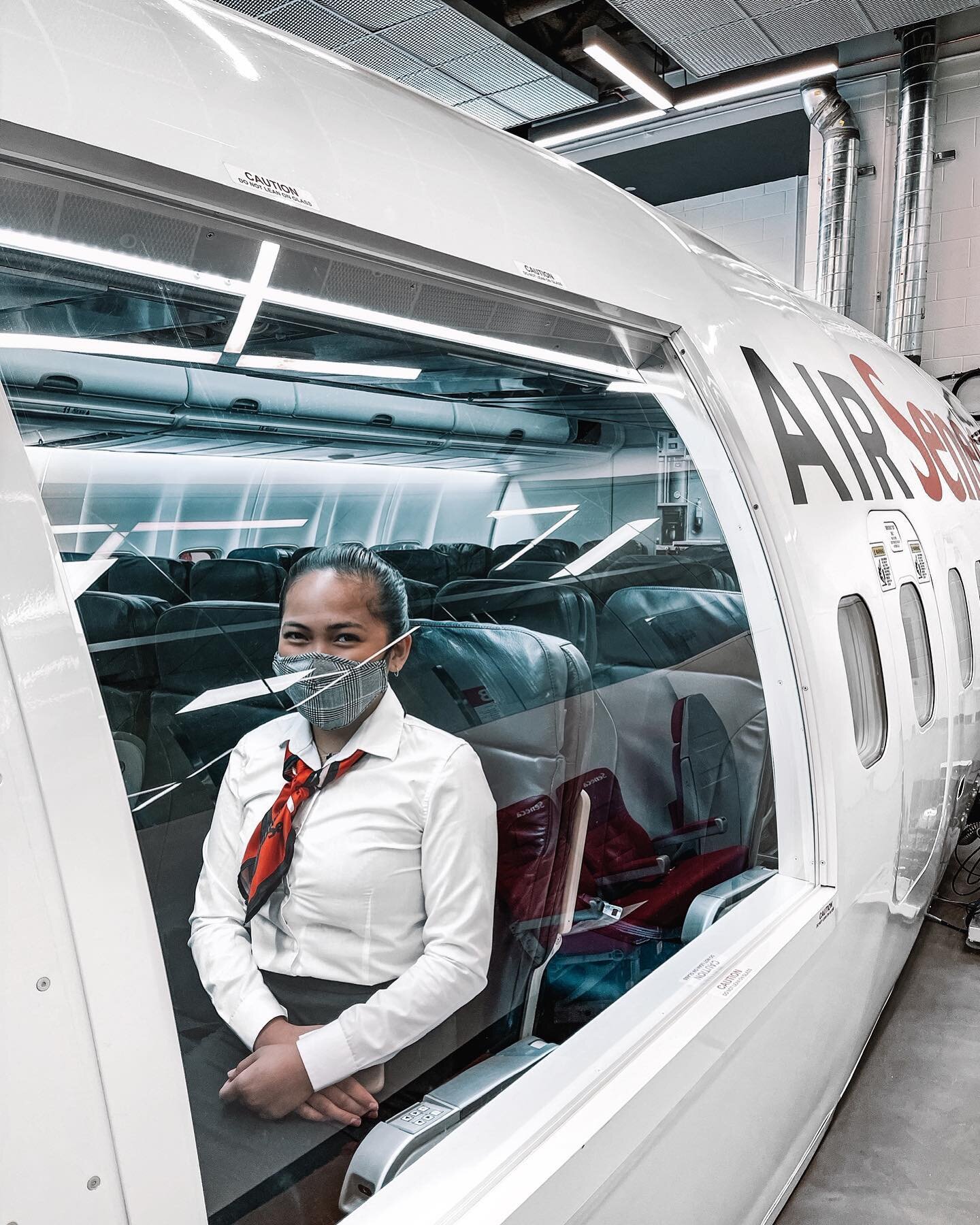 Where dreams take flight! ✈️

#flightattendant #flightattendantlife #simulator #airplane #aviation #airline #travel #safety #security #uniform