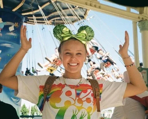 Joelle Joanie Jojo Siwa TikTok Instagram