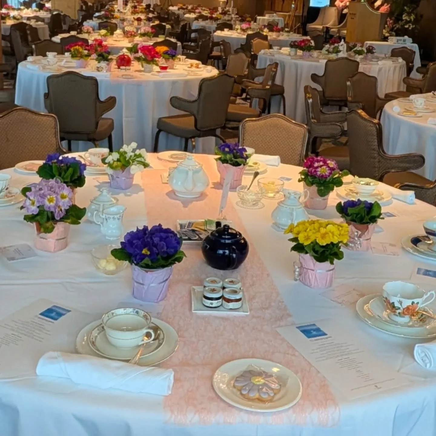 Happy International Women's Day!

#afternoonteacateringvancouver
#afternoonteavancouver
#highteacateringvancouver #highteavancouver 
#satteamobileteaboutique