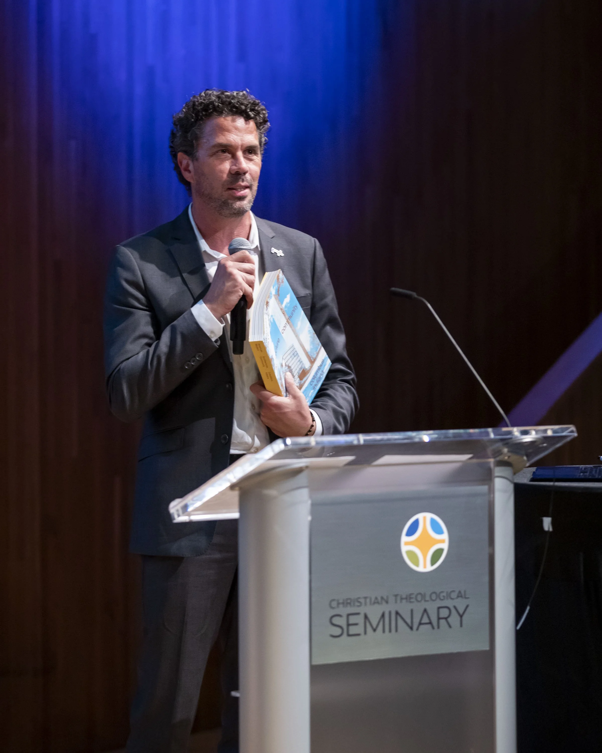 2024 LCF AM Book Launch CTS_062.jpg