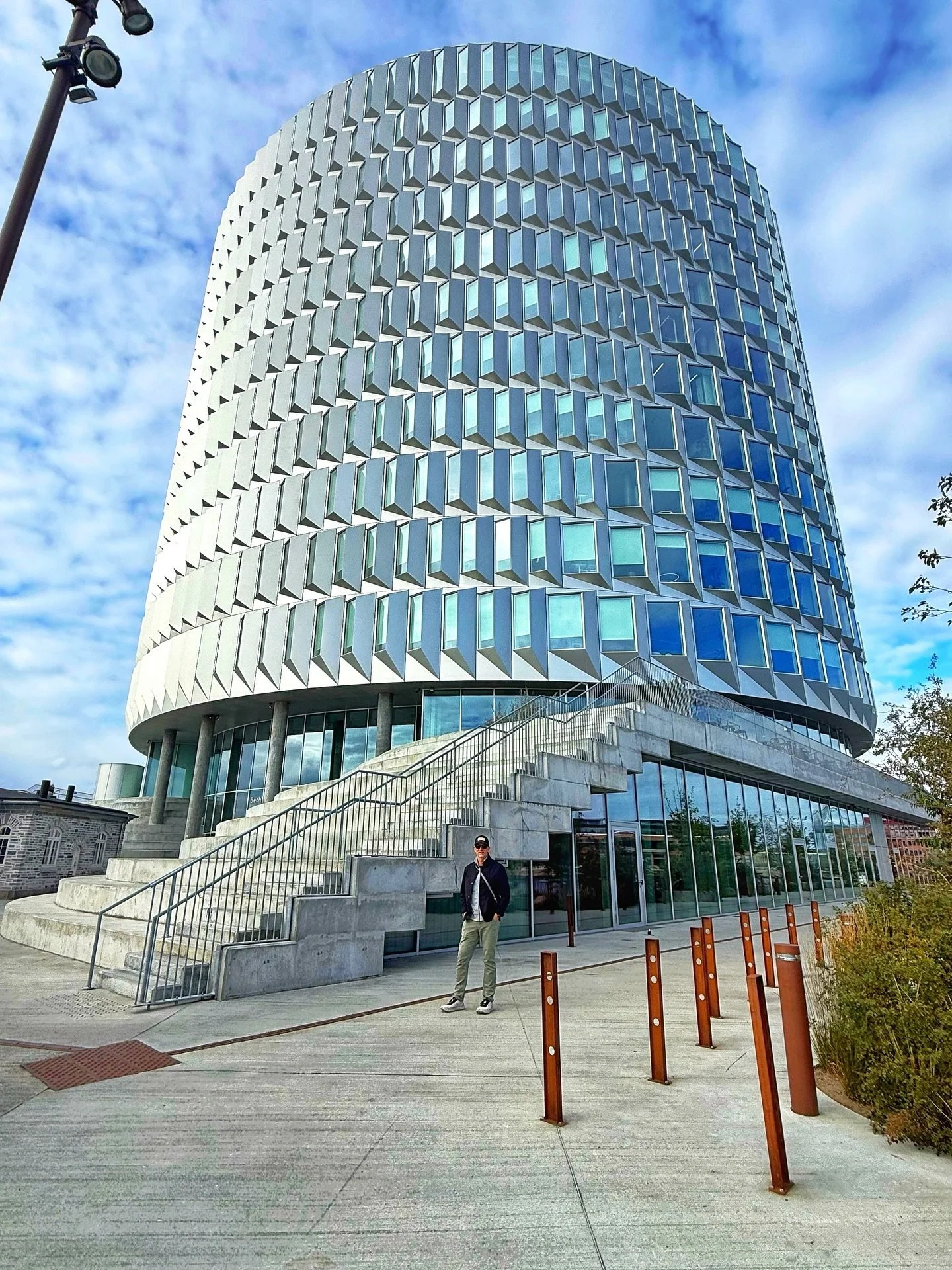 DESIGN // one of my favorite places we&rsquo;ve visited in #Copenhagen so far is the #Nordhavn modern and innovative District. The Scandinavian architecture here is stunning along the waterfront with its cutting edge urban spaces. Not to mention how 