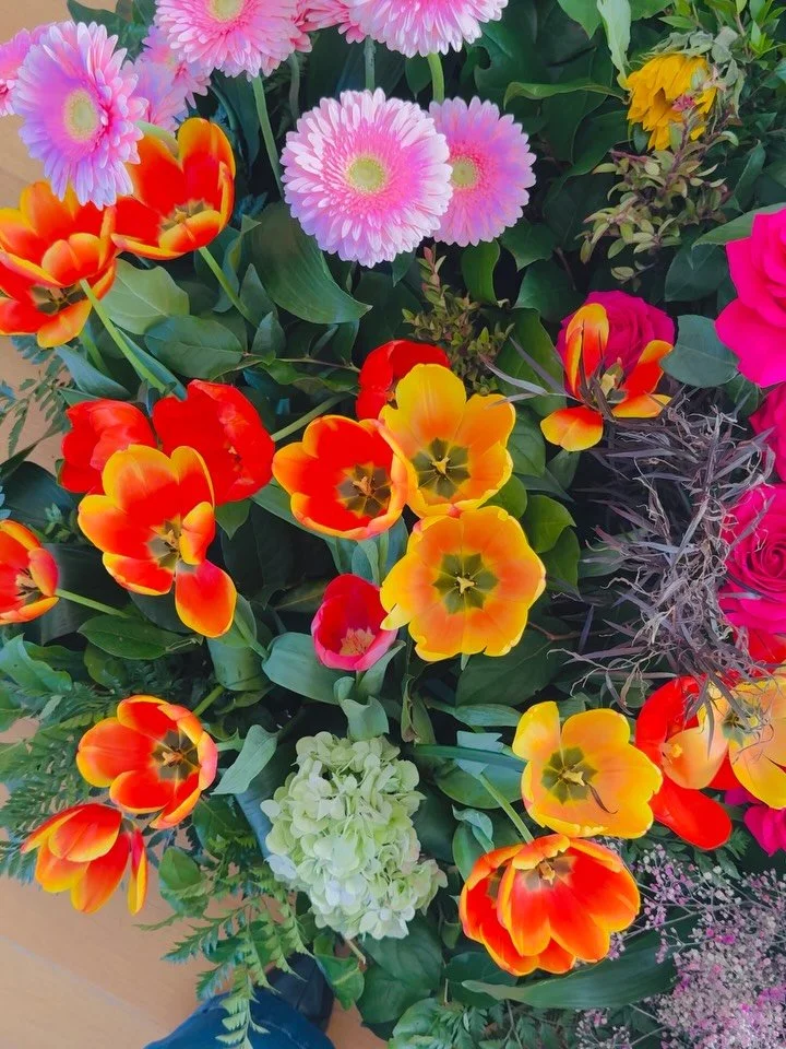 ART // postcards from Art in Bloom 2026 @ncartmuseum presented by @pncbank , my favorite Spring event in Raleigh! This year&rsquo;s theme is &lsquo;Written in the Stars&rsquo; featuring the 12 zodiac signs as inspiration. More than 50 floral designer