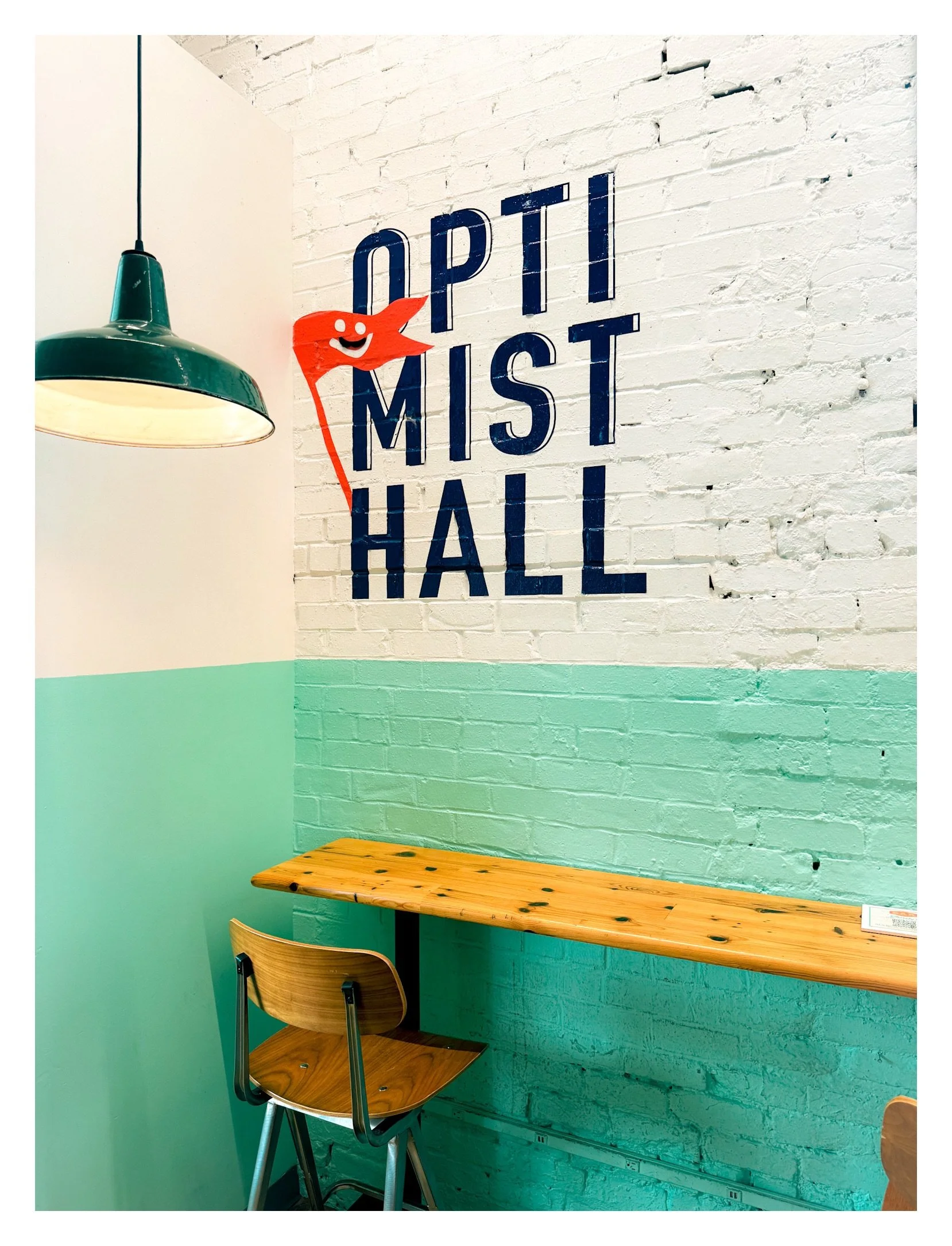 EXPLORE // a couple weeks ago we were in #Charlotte and made a random stop at the Optimist Food Hall and it did not disappoint!

@optimisthallclt is a popular food hall in Charlotte, NC, housed in a renovated historic textile mill, offering 25+ food 