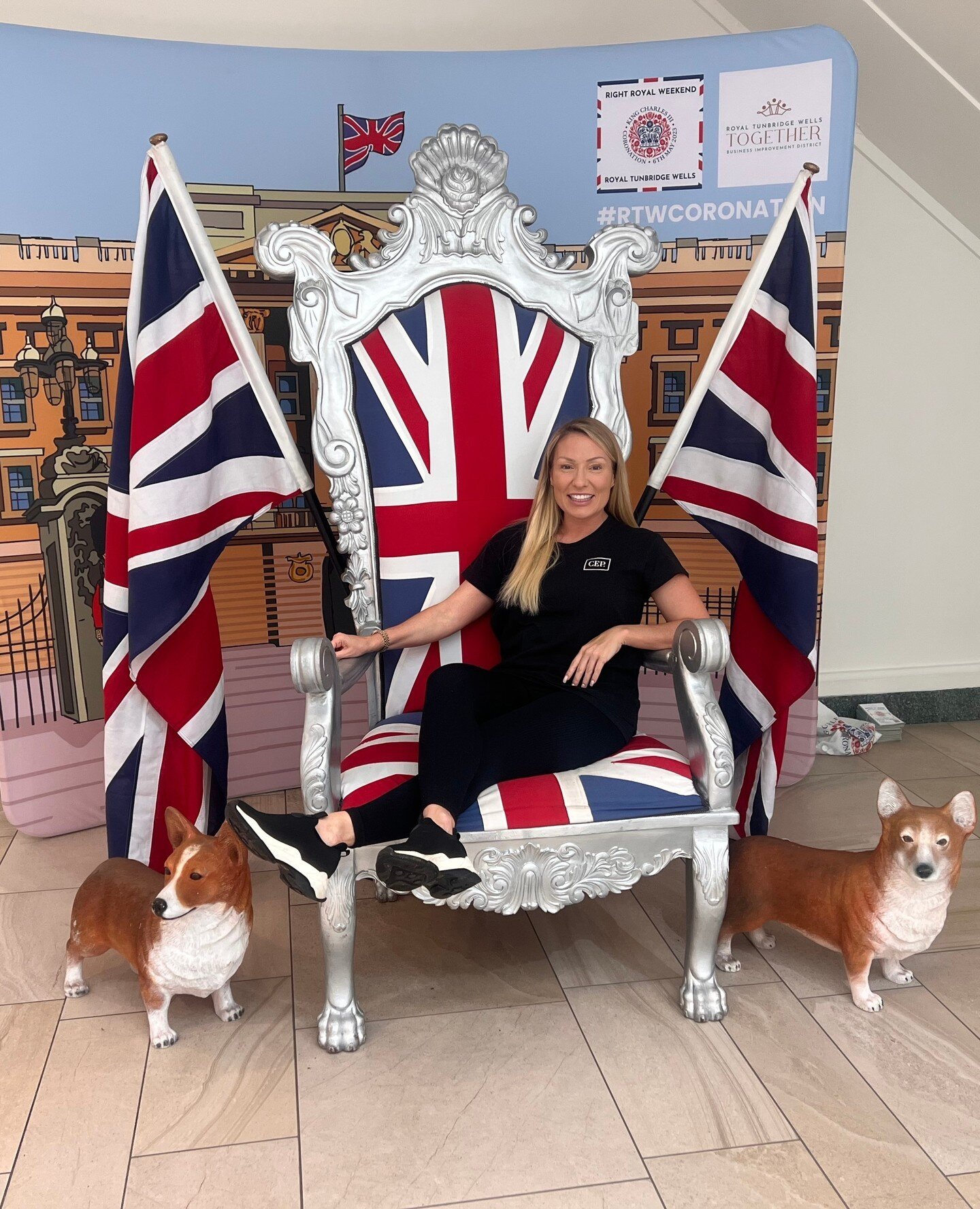 Our lovely Kat was lucky enough to manage a special event for Royal Tunbridge Wells' Coronation themed celebrations 🇬🇧✨💂🏻&zwj;♀️👑⁠
⁠
For this event, CEP put together a variety of family friendly Best of British themed entertainment such as Face 