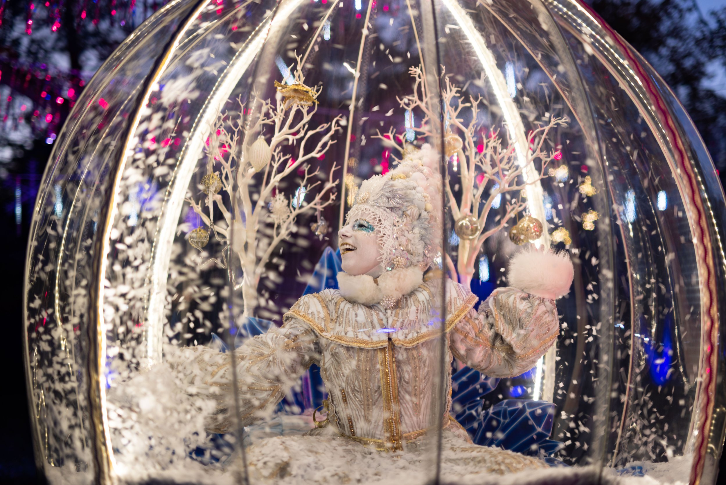 11. Living Snow Globe, performing at Sparkle in the park event in London 2022. jpg.JPG