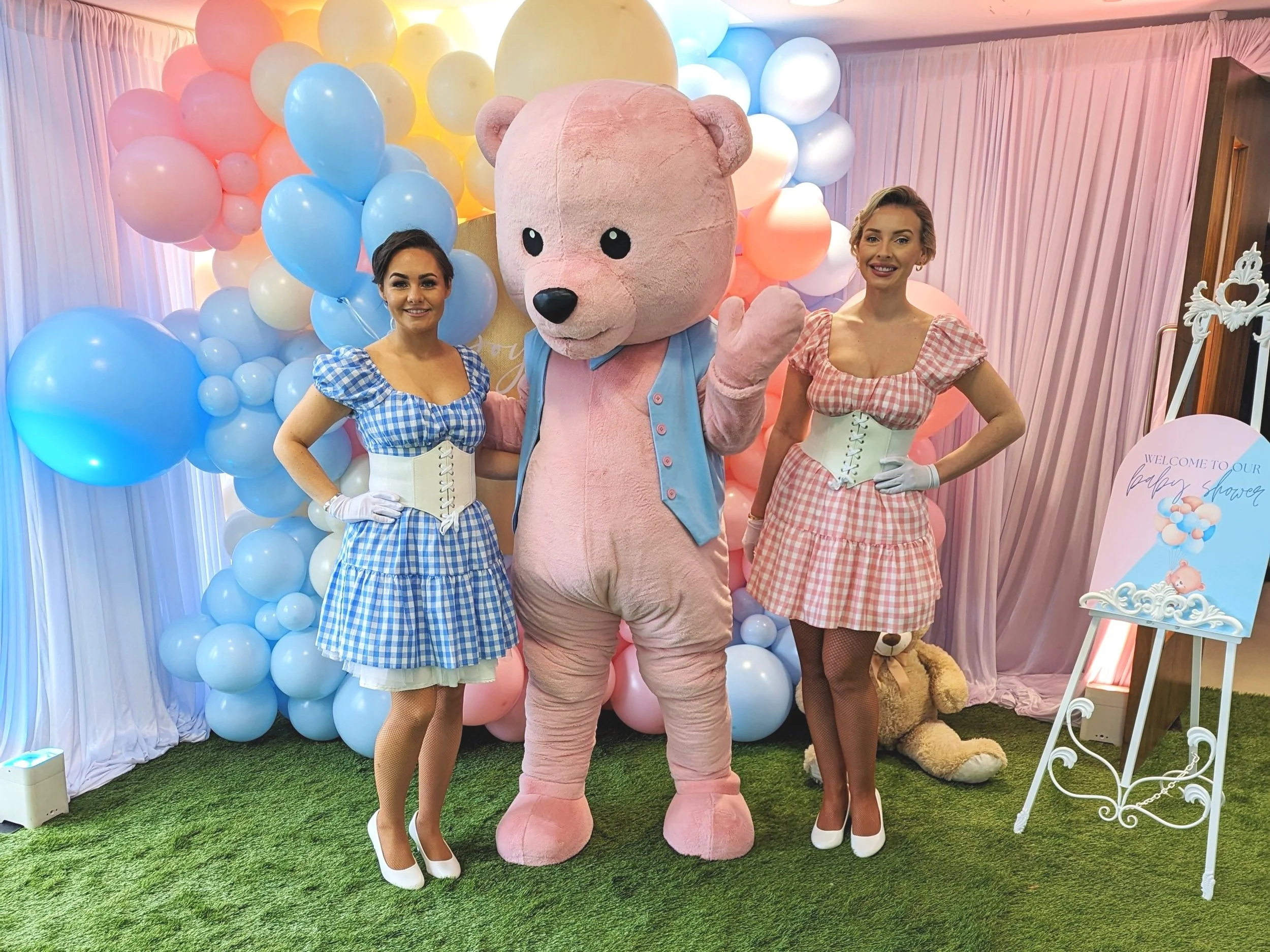 Book Baby Shower Entertainment Top UK Entertainment Agency — CEP