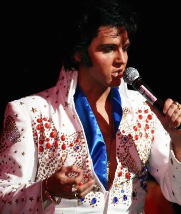 Lookalike: Elvis Presley