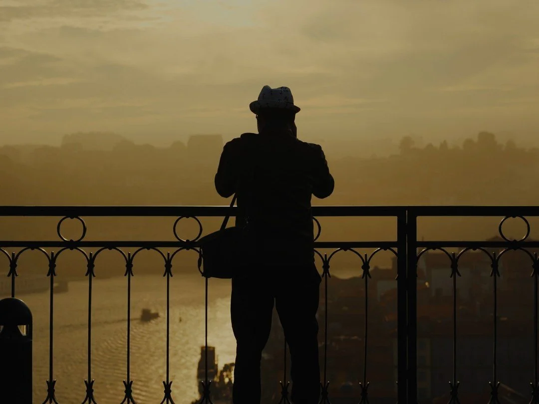 Walking across the bridge to Jardim do Morro during golden hour - river views,seagulls, and street performers. So much to take in, even in just a short moment. 

Sony A7III + FilmUnlimited 250D by @juanmelara

#portugal #porto #travelfilmmaker #filme