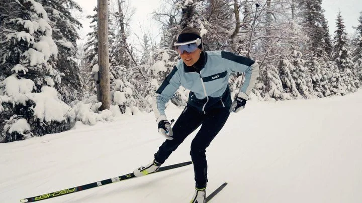A branded campaign I helped film and edit last year for @julbo_eyewear We created a personalized look with Sadie Bjornsen featuring the nordic visor goggles SNIPER Evo. It was my first time experiencing the winter slopes. Here are my favorite stills 