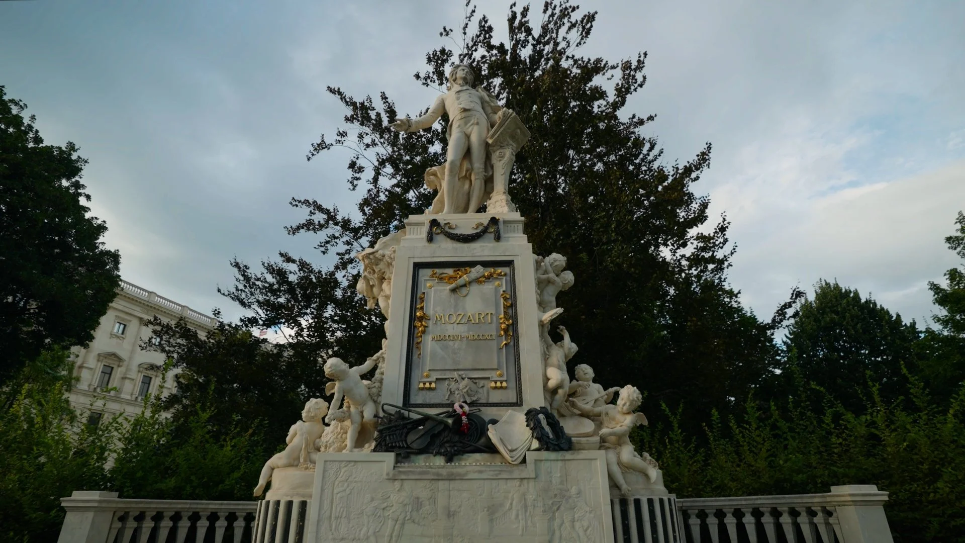 Still 2025-03-11 173651_1.1.34.jpg