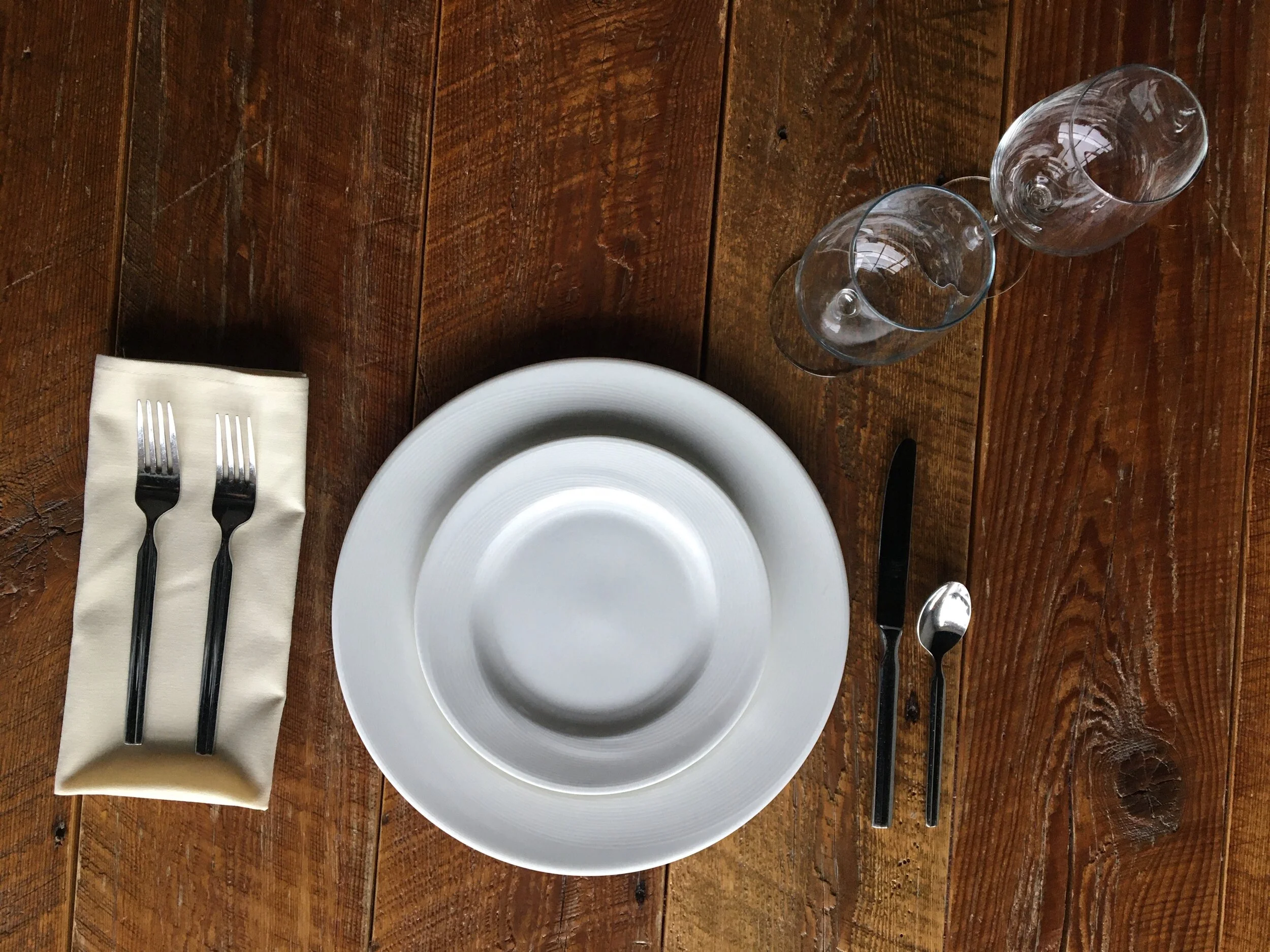 How to Set a Table — The Fox Club