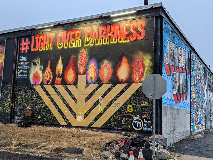 light-over-darkness-mural-jersey-city-jewish-art-yitzchok-moully-10.jpg