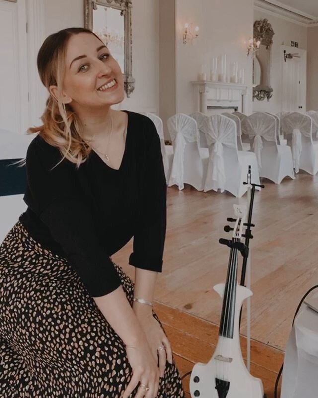 So good to be back at @hirst_priory today, social distancing all in place, for their Virtual Wedding Fair 🤩 played a couple of little songs for you all (sorry for the poor sound quality 😣) followed by a Q&amp;A I really hope it answered any questio