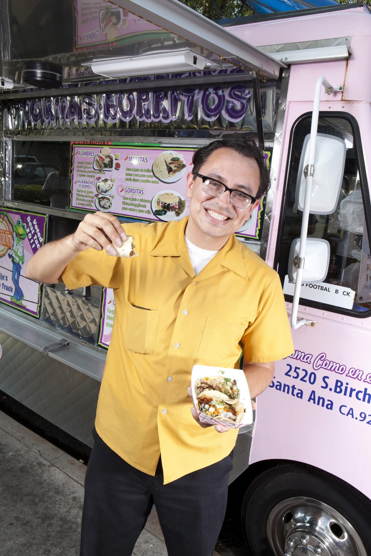 Chapman alumnus and journalist returns to campus for panel