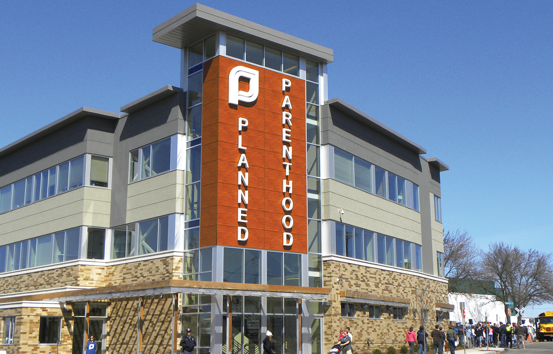 Analysis | Roe v. Wade controversy parallels Poland abortion ban