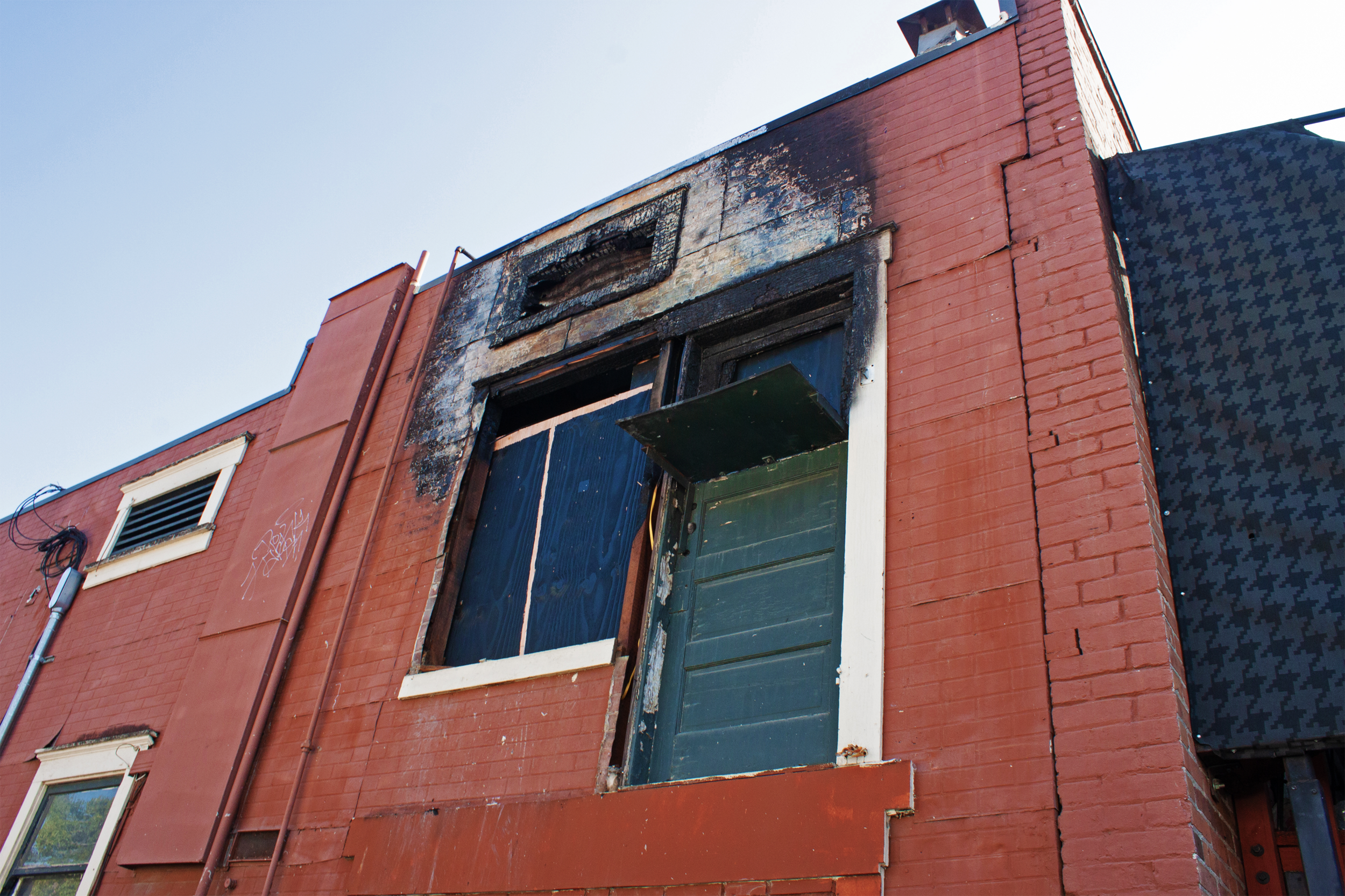 Apartment fire burns long-standing Paul’s Cocktails in Old Towne Orange