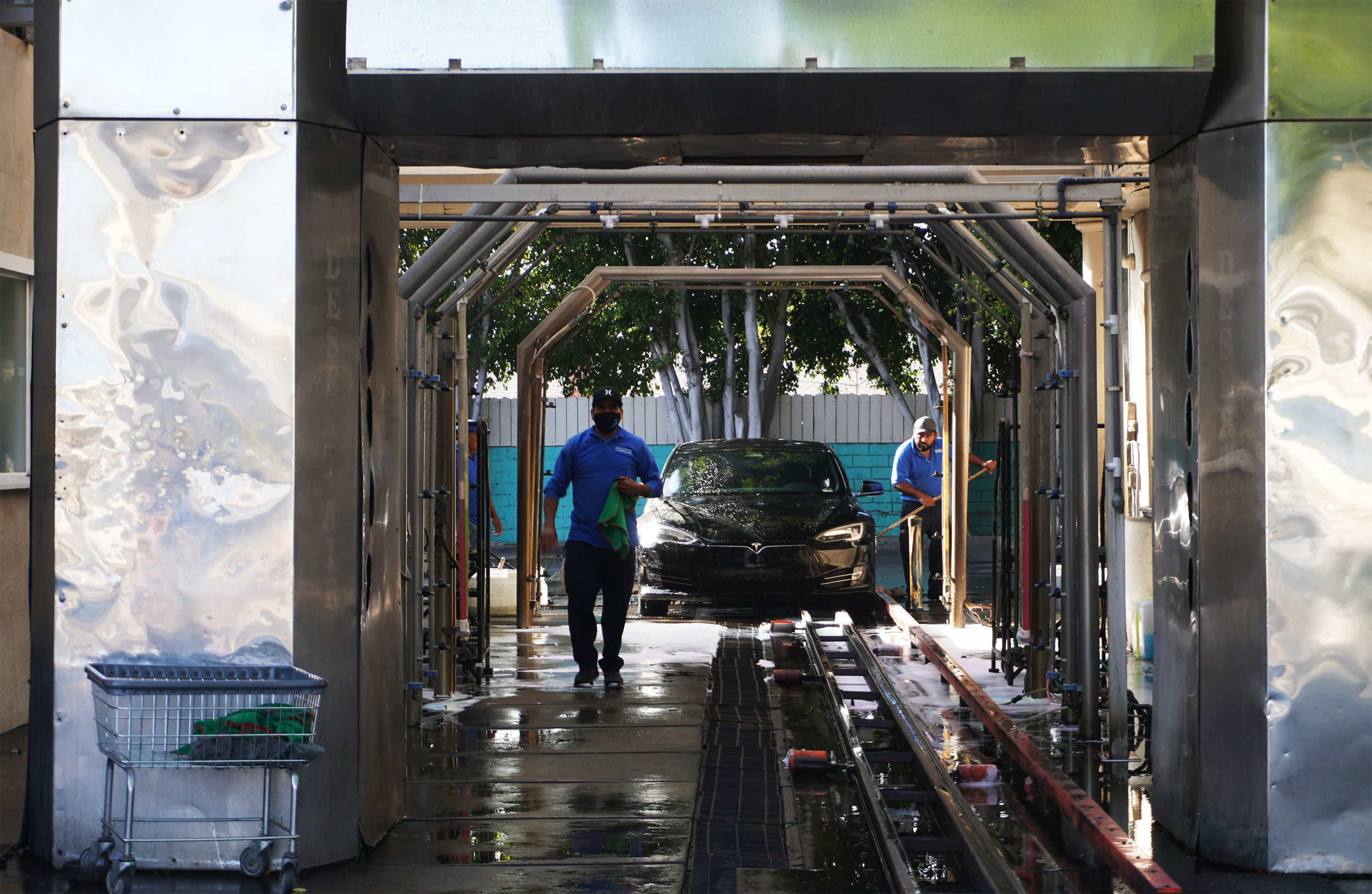 Nationwide vaccine mandate for businesses resumes