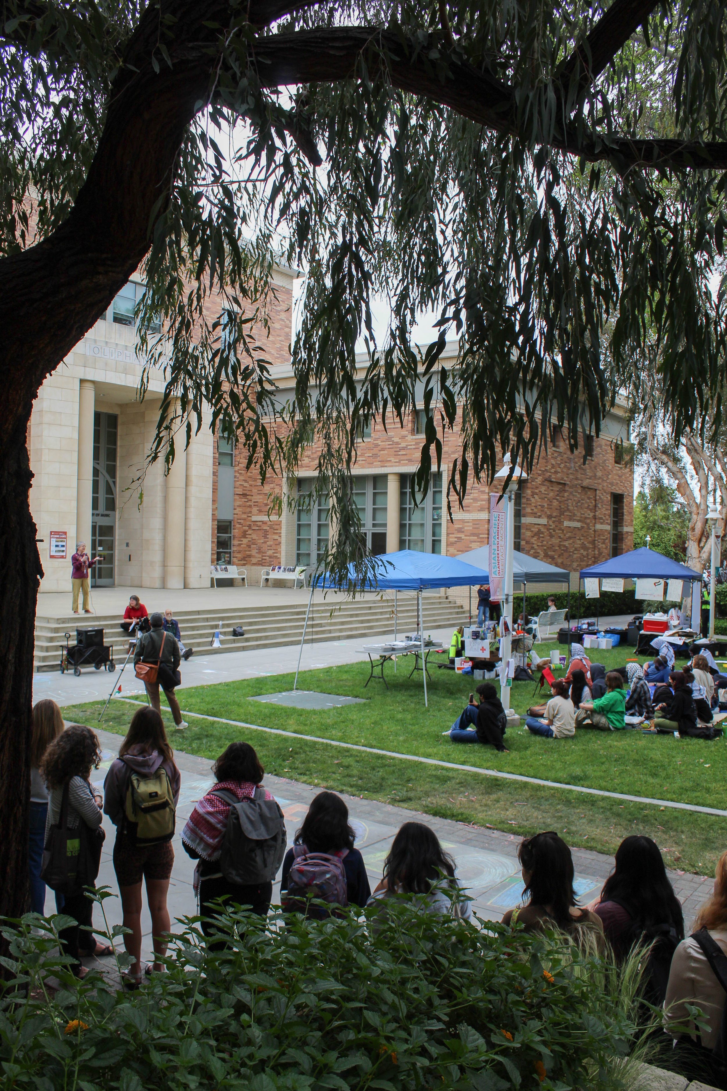    Attendees listened to faculty speakers on the first day of the encampment. Photo by RENEE ELEFANTE, Editor-in-Chief   