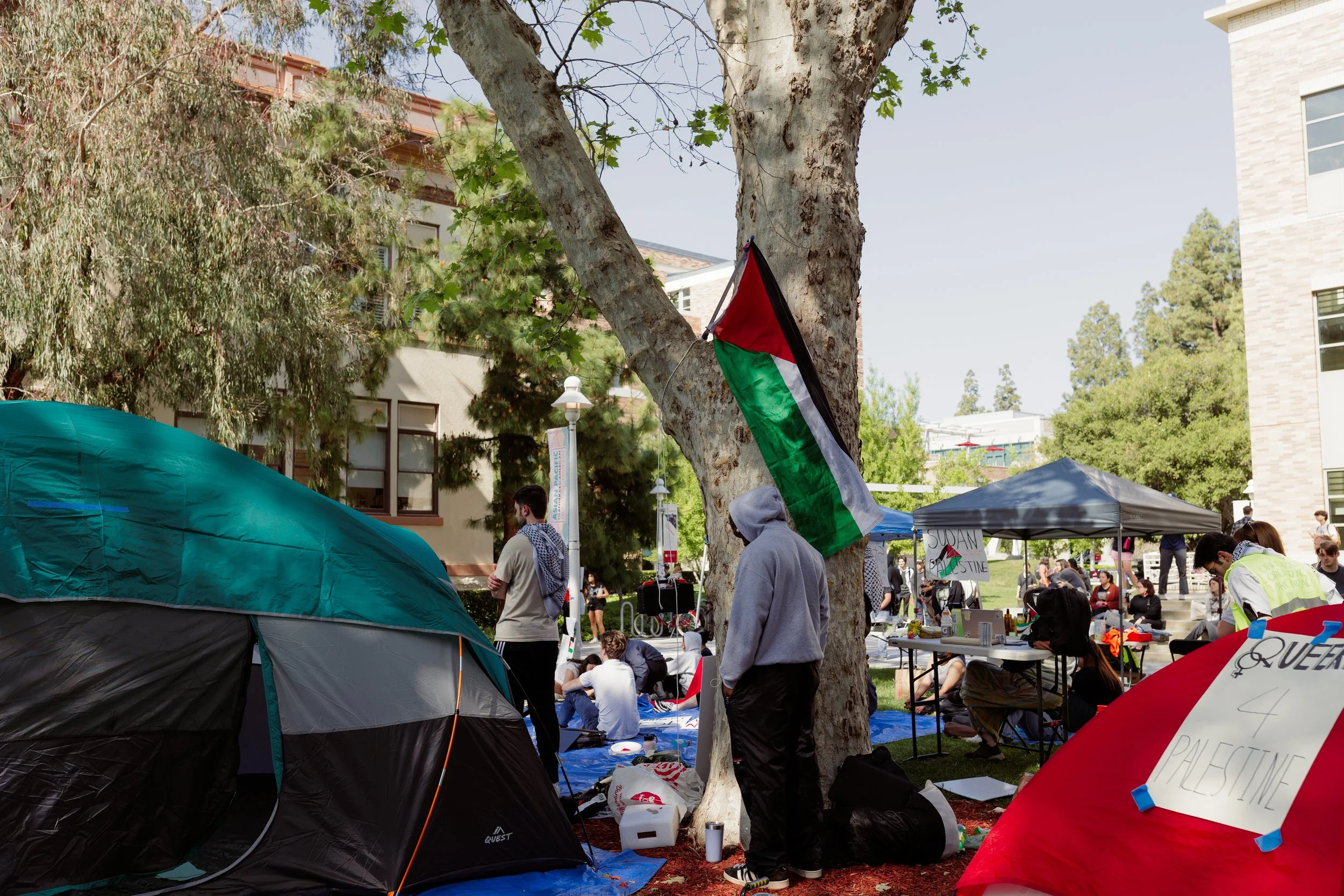    Attendees at the encampment later in the afternoon on May 2. Photos by EMILY PARIS, Photo Editor   